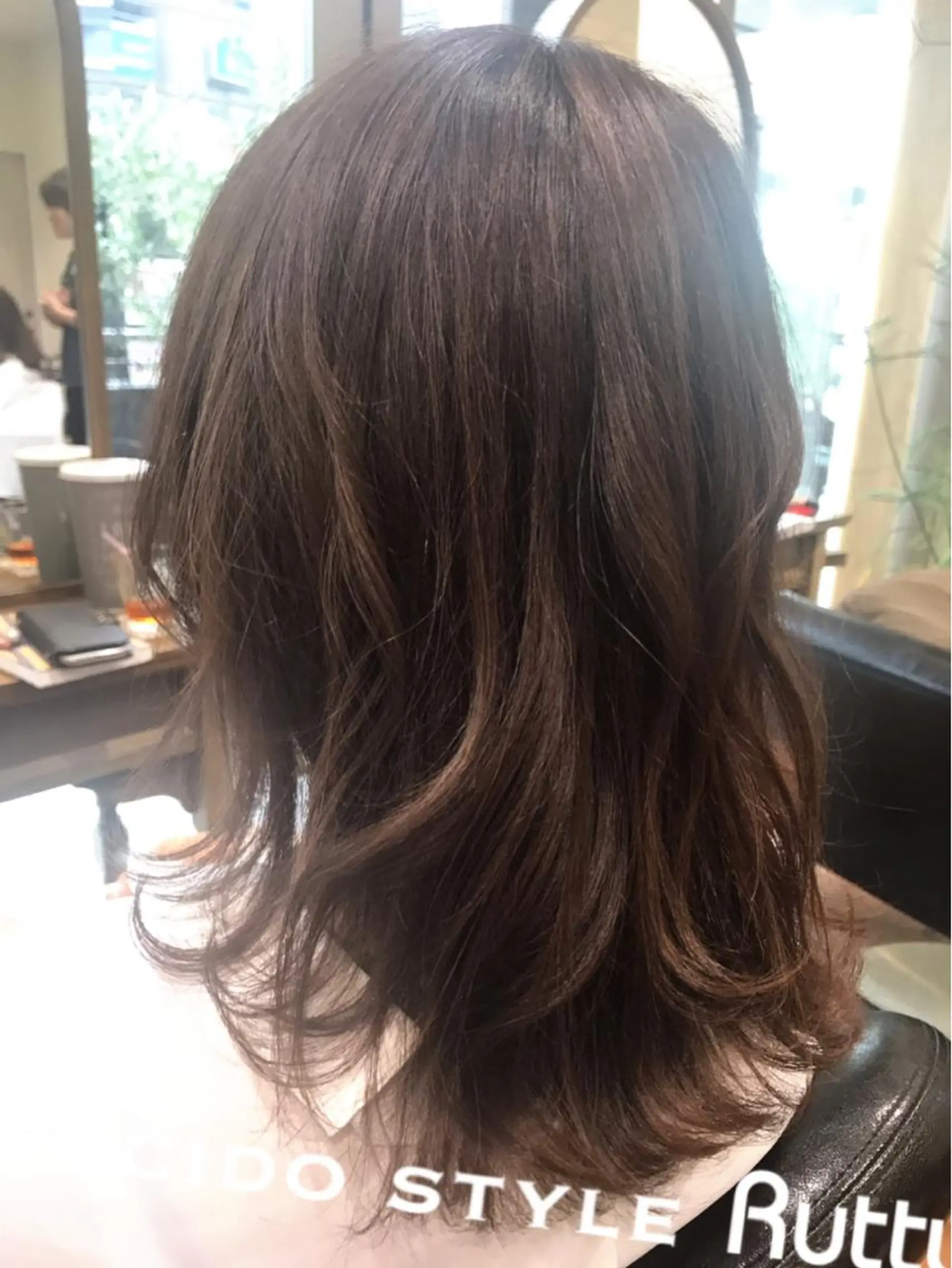 ミディアム アザマ　ヤスカツ _rosso 川口のヘアスタイル