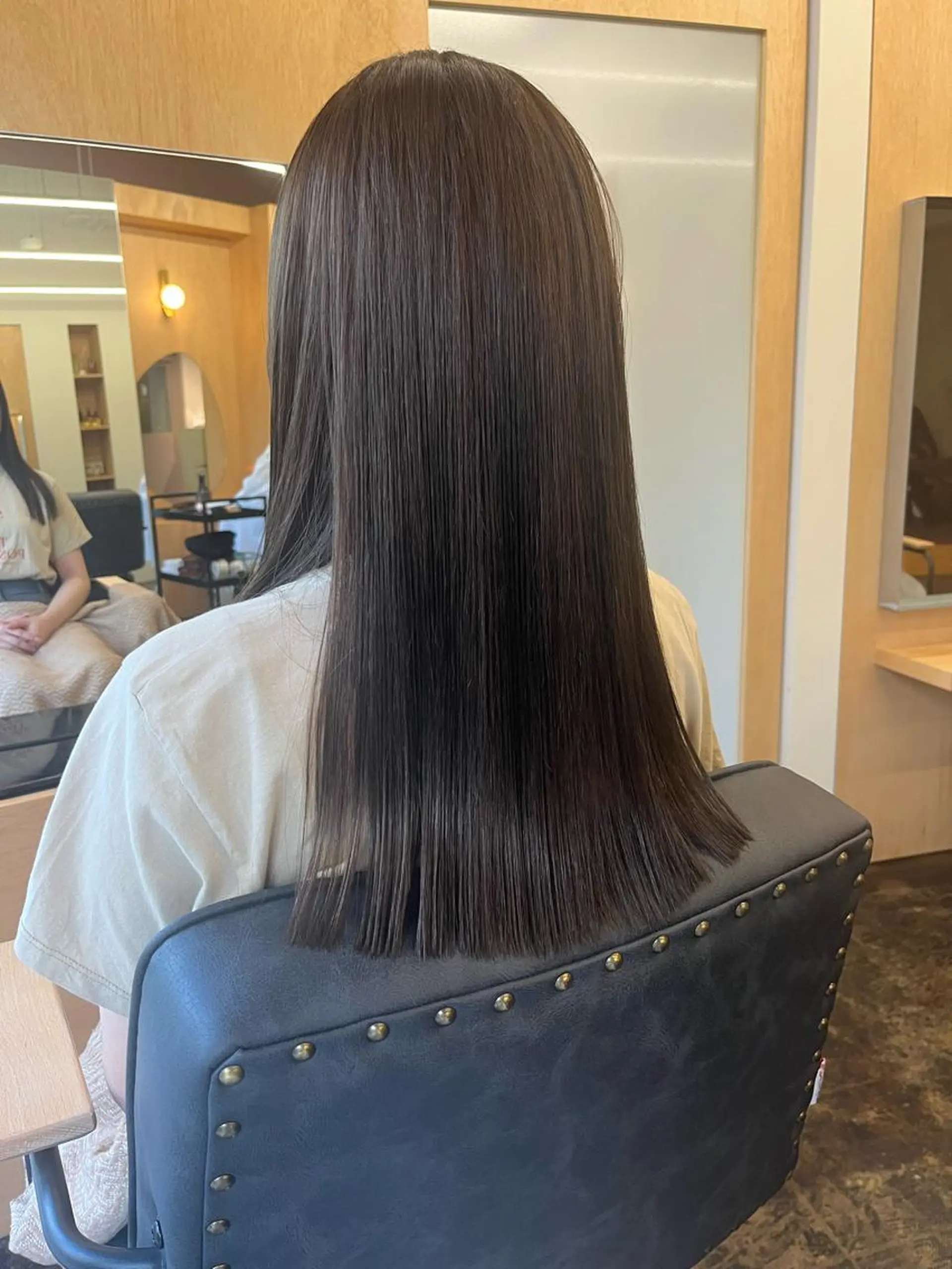 ロング カラー ベージュカラー ブリーチ 透明感カラー ダブルカラー グレージュ 西山 紗耶香🪽 透明感カラー/ボブのヘアスタイル