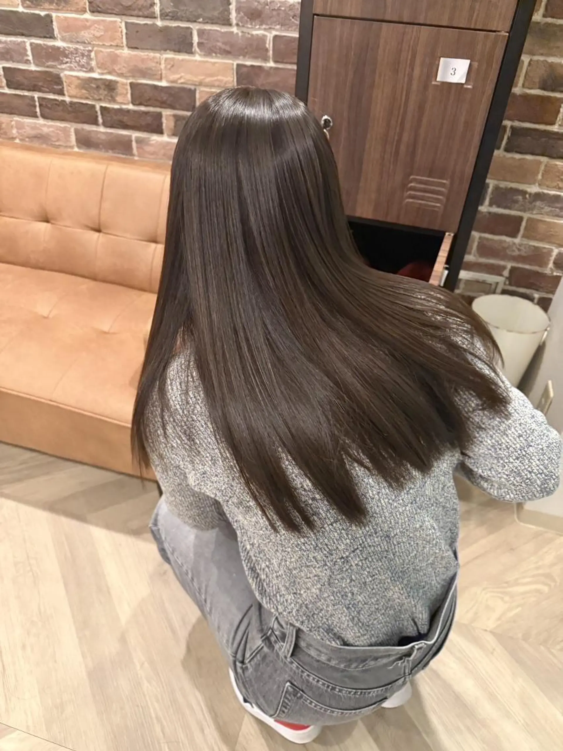 カラー セミロング カット ヘアカラー 縮毛矯正 AROMA awanoのヘアスタイル