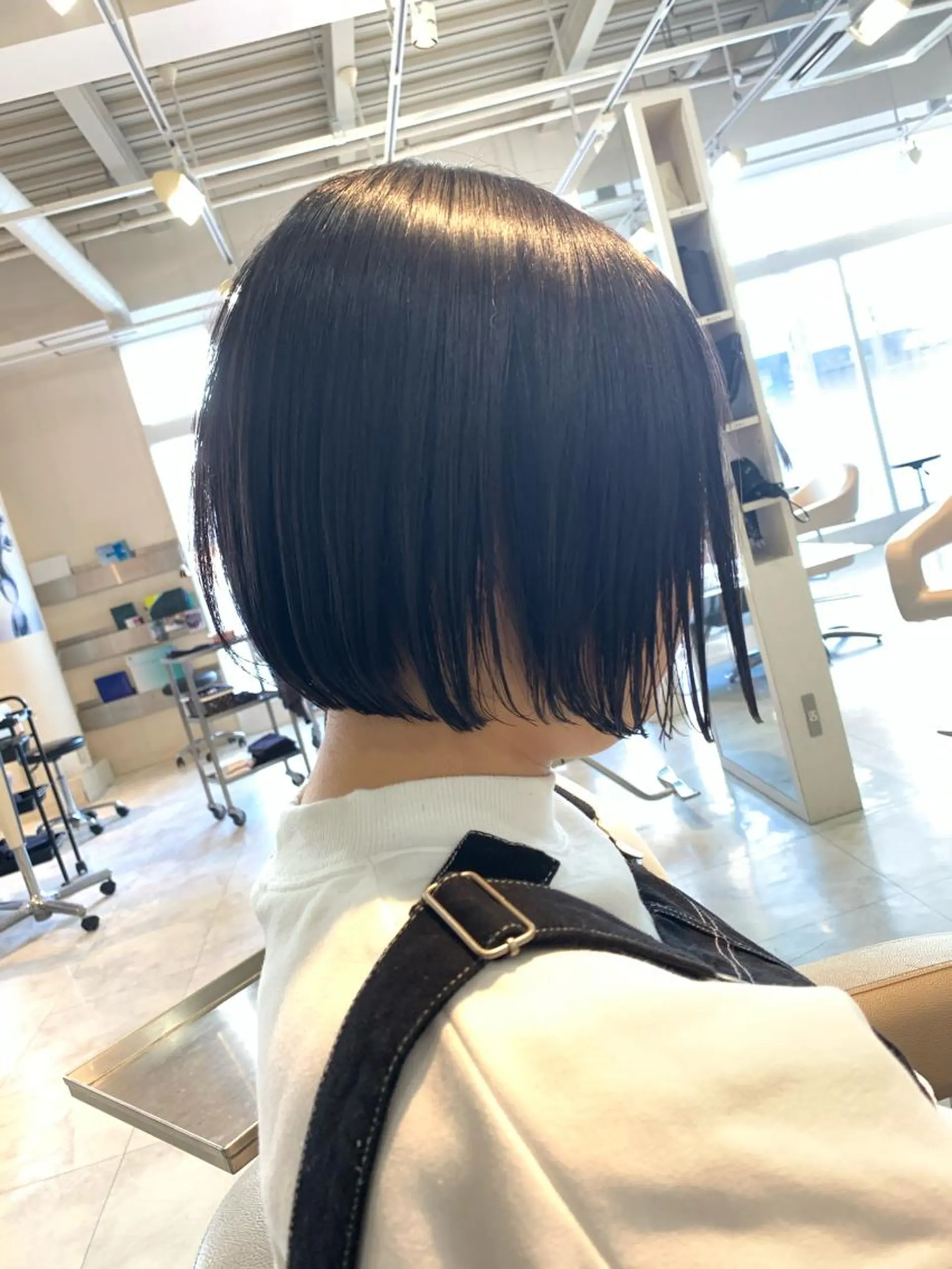 ショート ボブ カット 縮毛矯正 本田 卓也のヘアスタイル