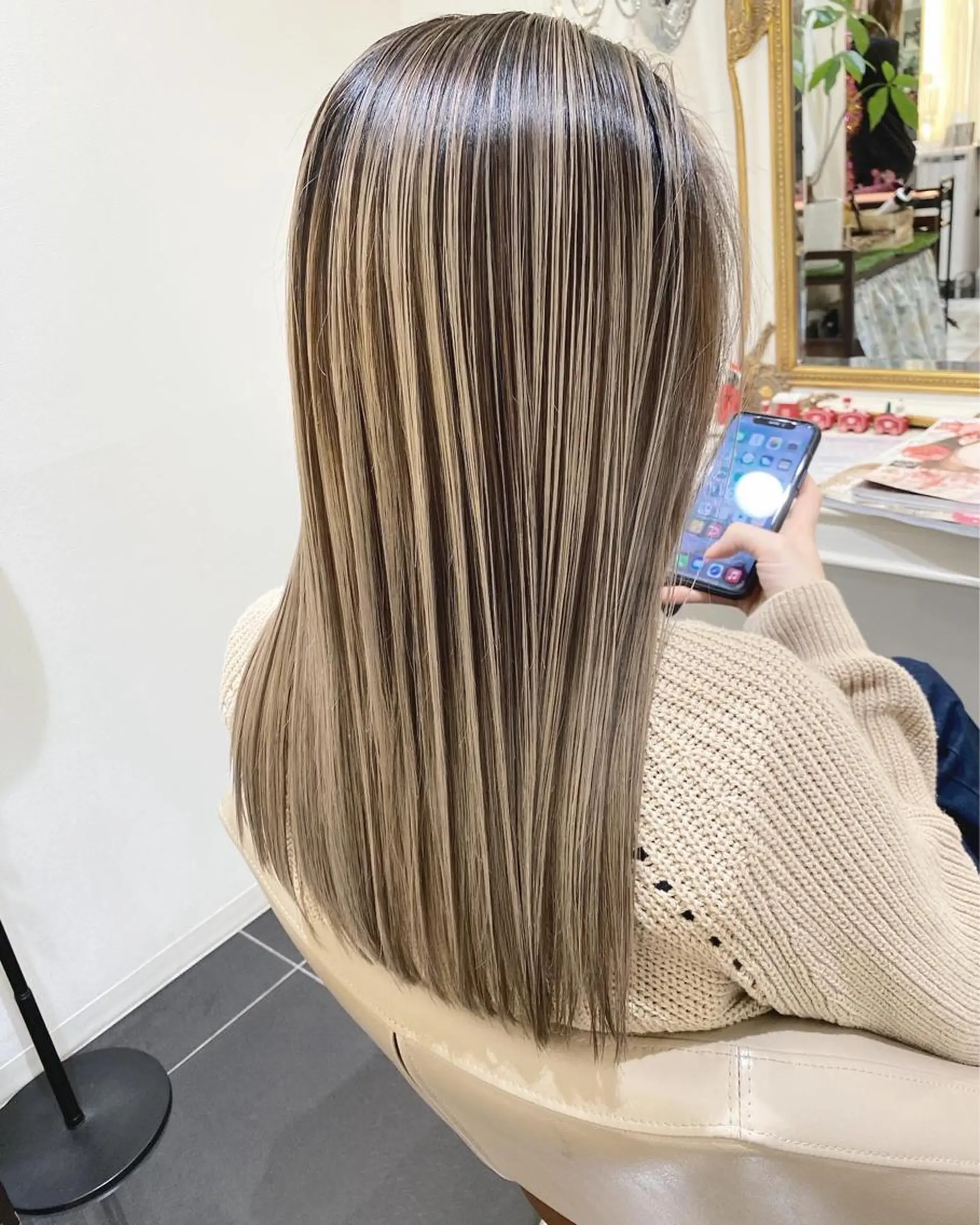 セミロング カラー バレイヤージュ 髪質改善 レイヤーカット カット ヘアカラー トリートメント 山崎俊輔/髪質改善 /バレイヤージュのヘアスタイル