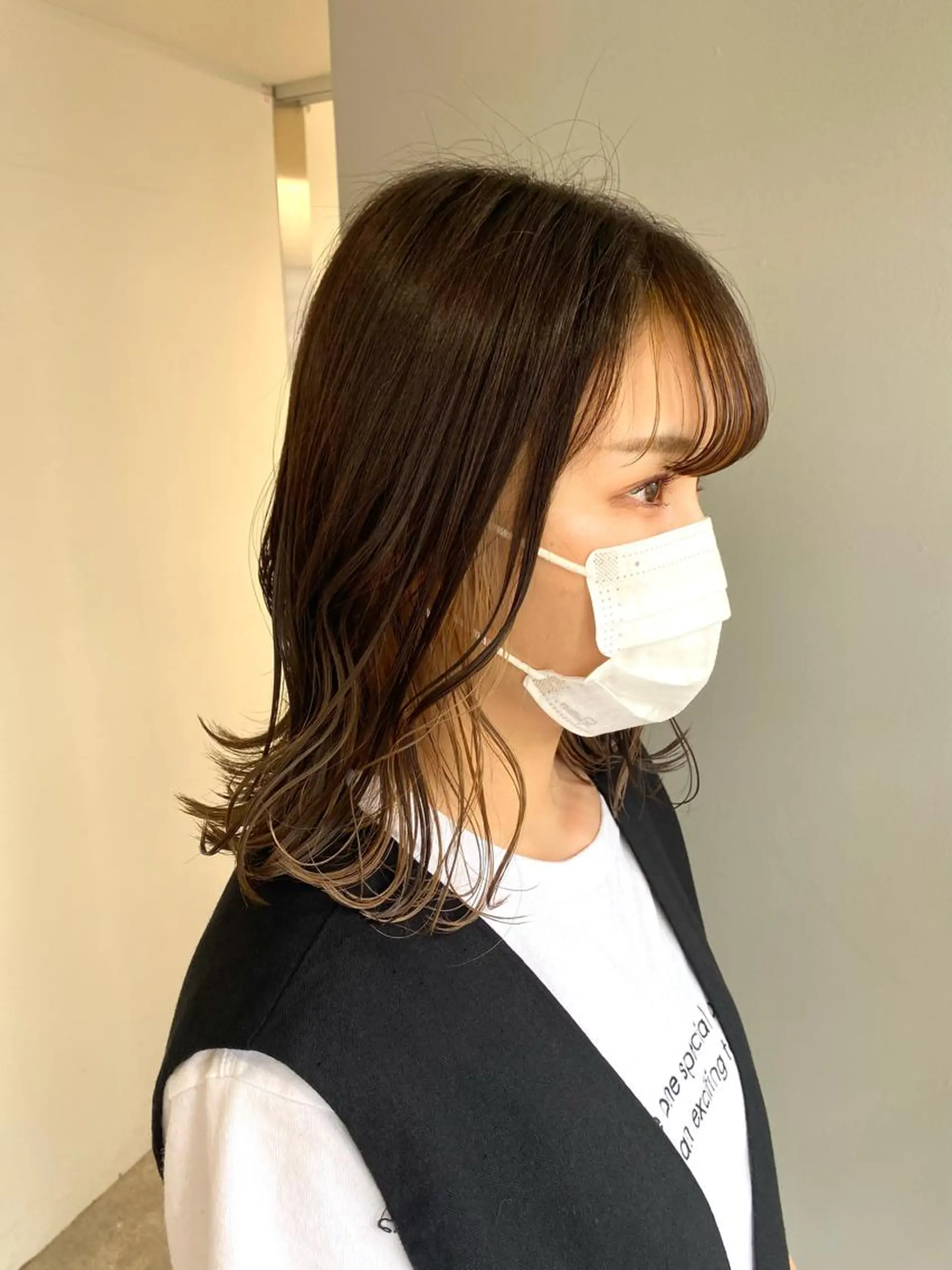 ミディアム カラー ヘアアレンジ ブリーチ イヤリングカラー ヘアカラー ボブ /ニュアンス/ satomi🧸💖のヘアスタイル