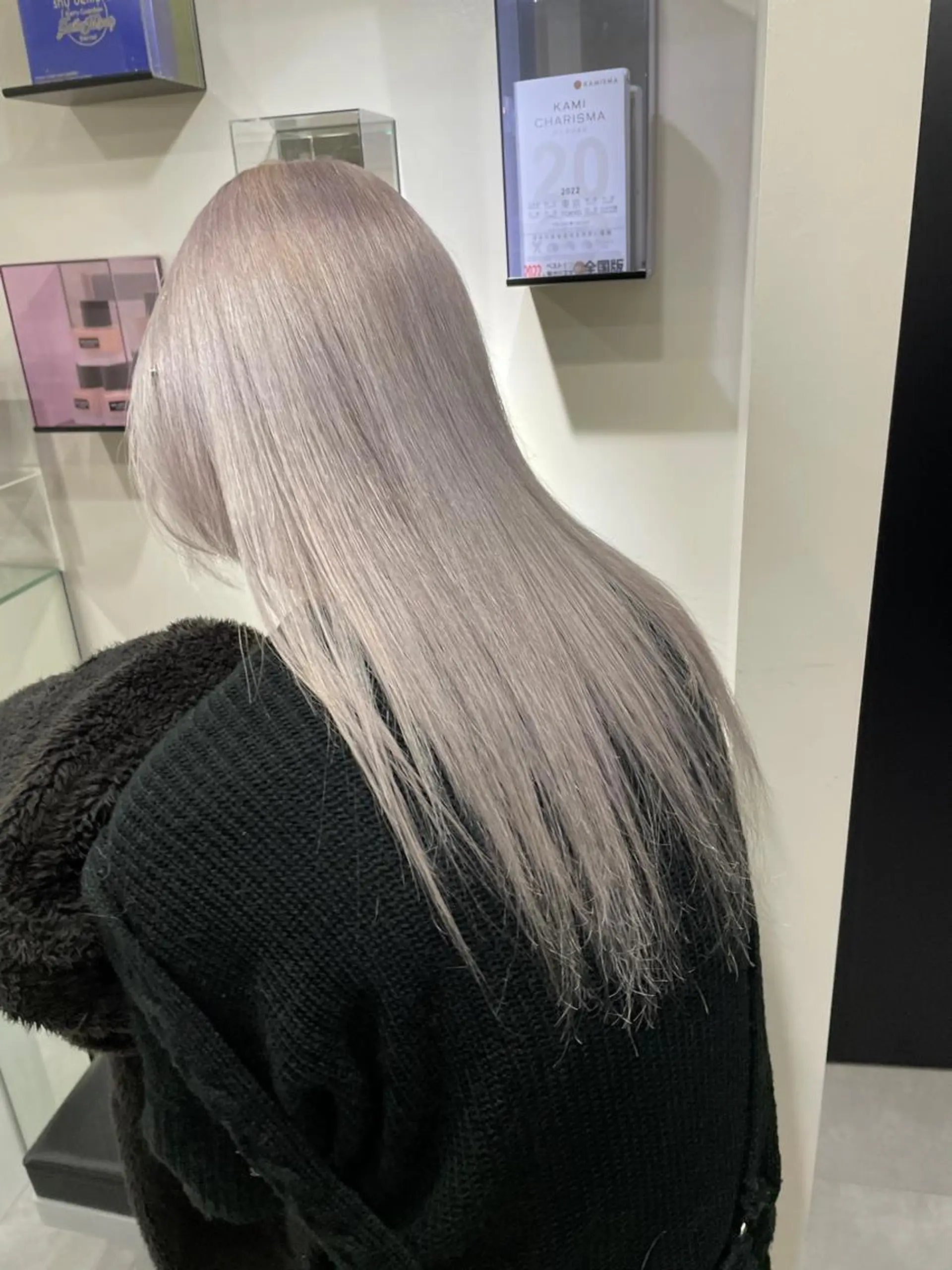 ロング カラー 切りっぱなしボブ レイヤー/縮毛矯正のヘアスタイル