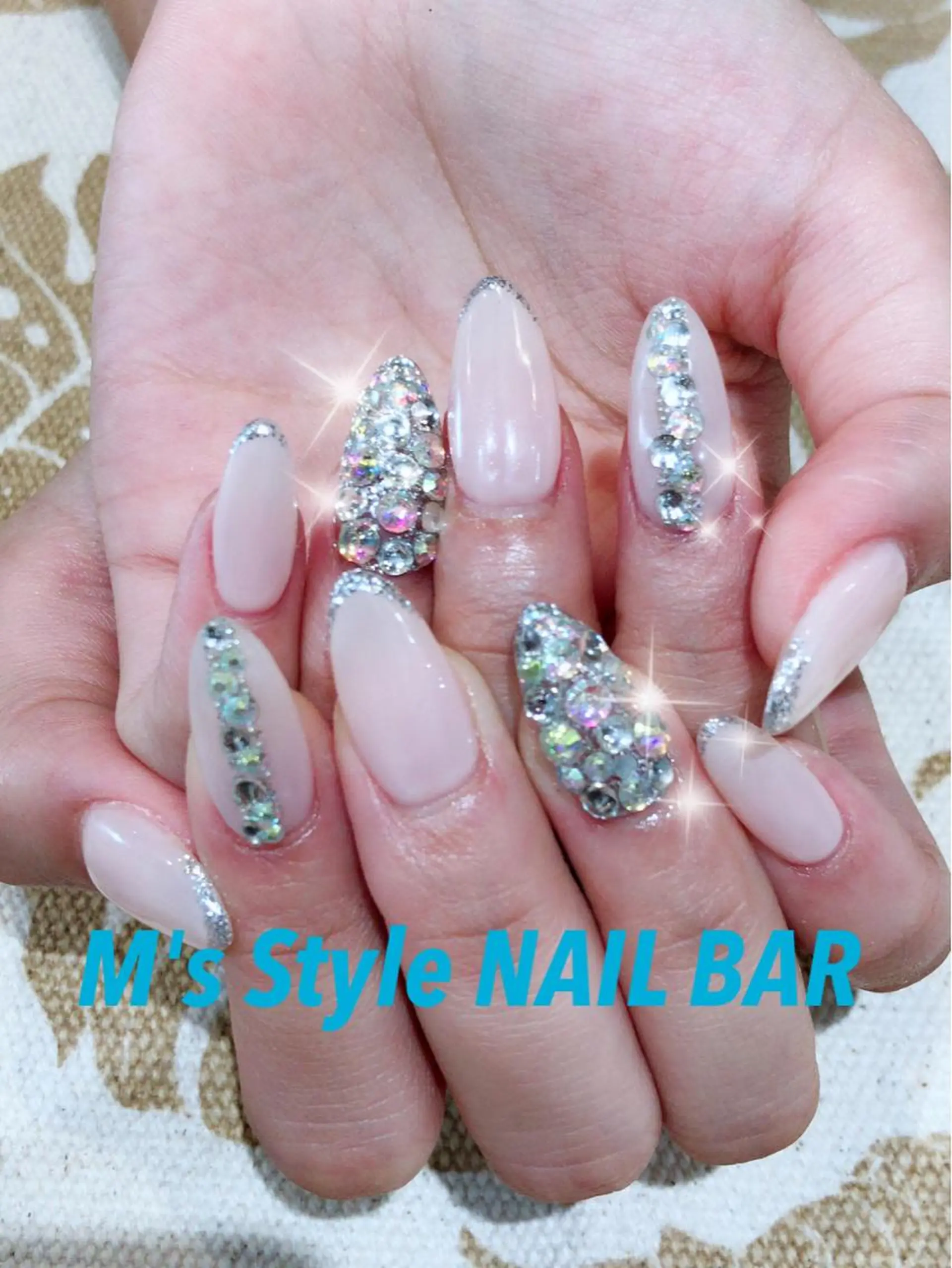 ネイル ゴージャス 持ち込み ストーンネイル ハンドネイル M's Style NAIL BARのネイルデザイン