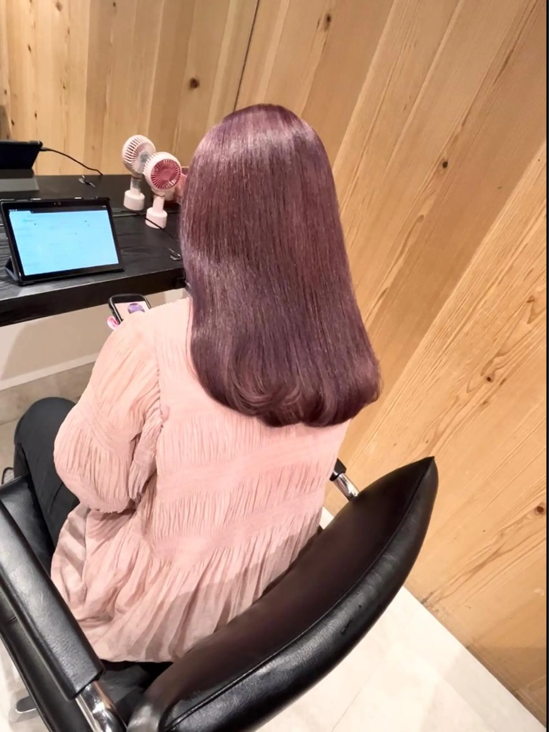 ロング カラー ブリーチ ピンクカラー カット ヘアカラー トリートメント スキバサミを使わない カット🌼唯🌼のヘアスタイル