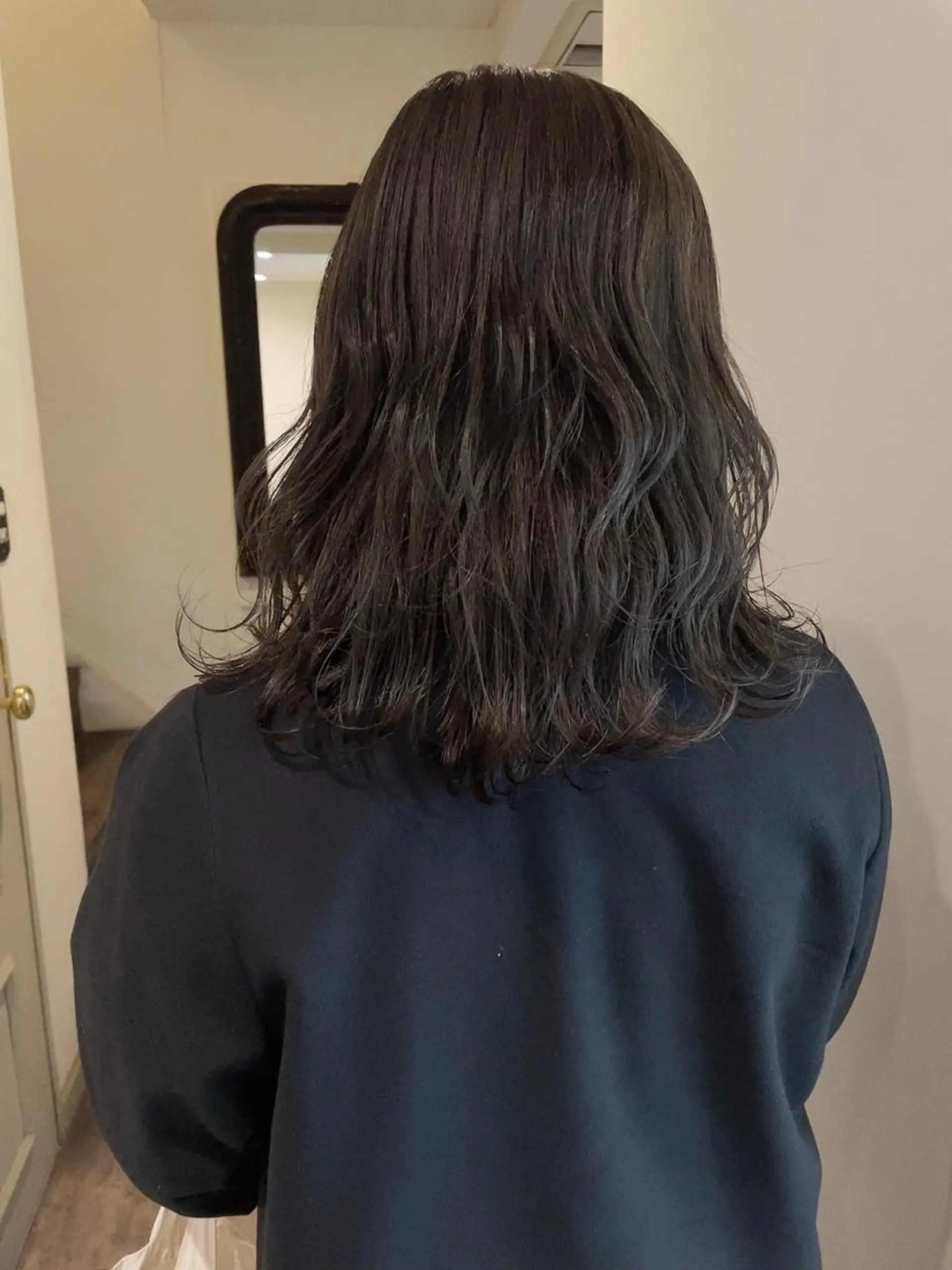 ミディアム カラー 大人girly🛋️ 🤍yukakoのヘアスタイル