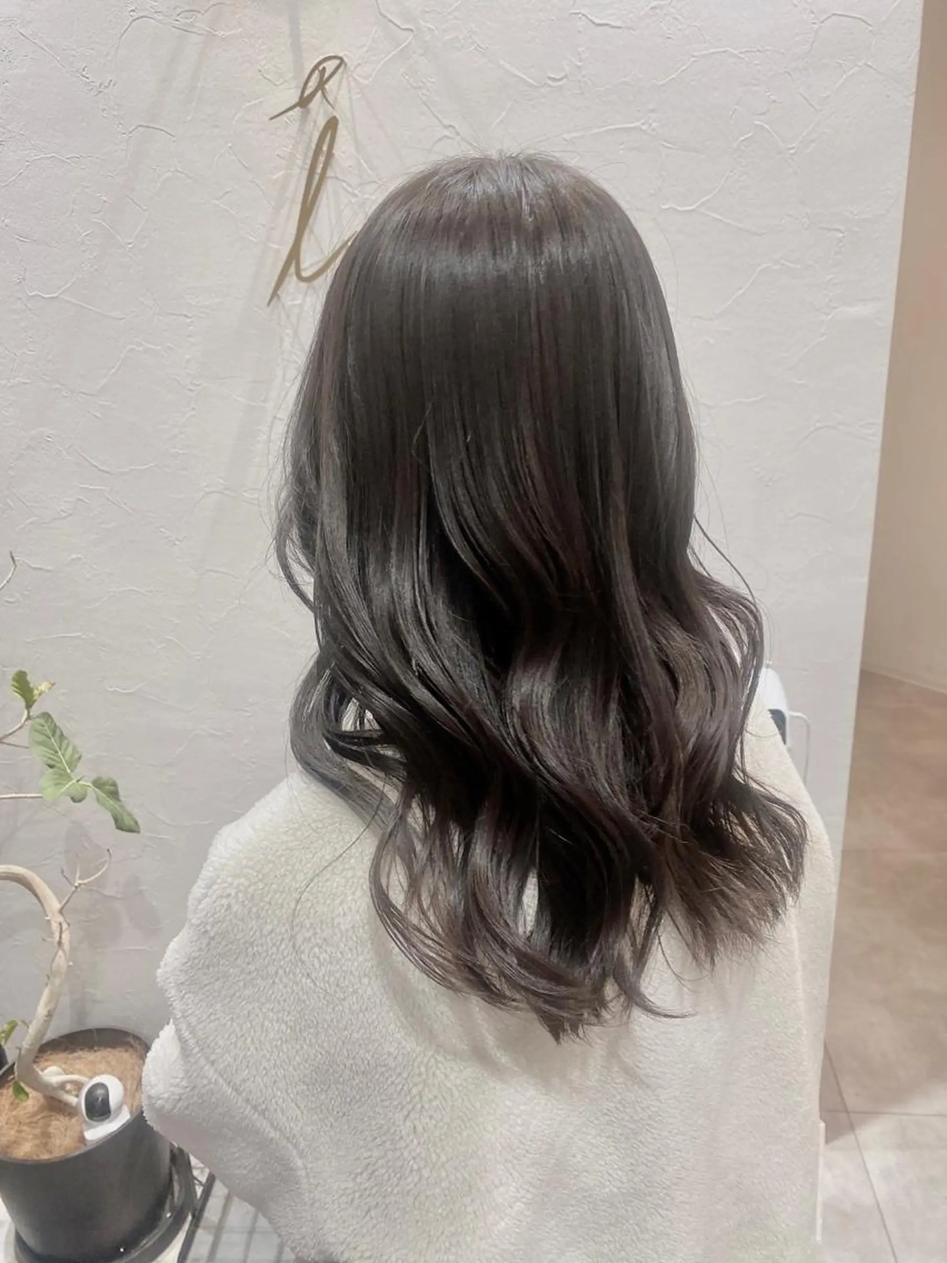 ミディアム ace 梅田所属・ツヤ髪レイヤー/ 顔まわり/kokiのヘアスタイル