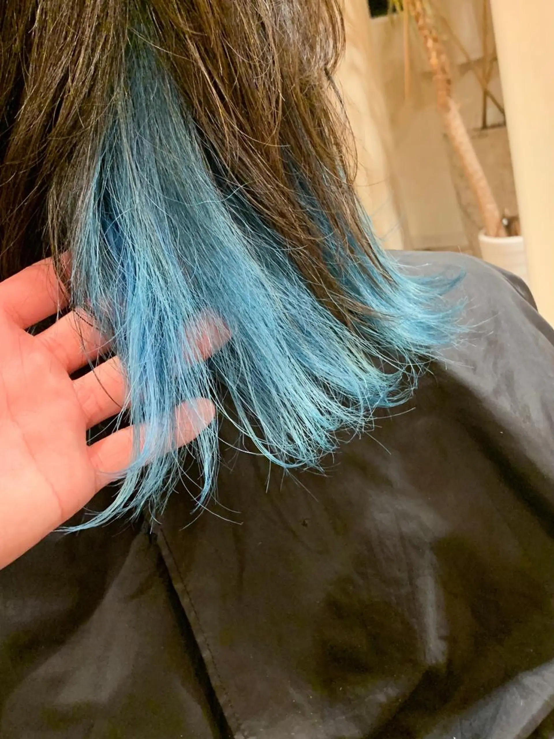 ミディアム Lit.豊橋 夏目のヘアスタイル