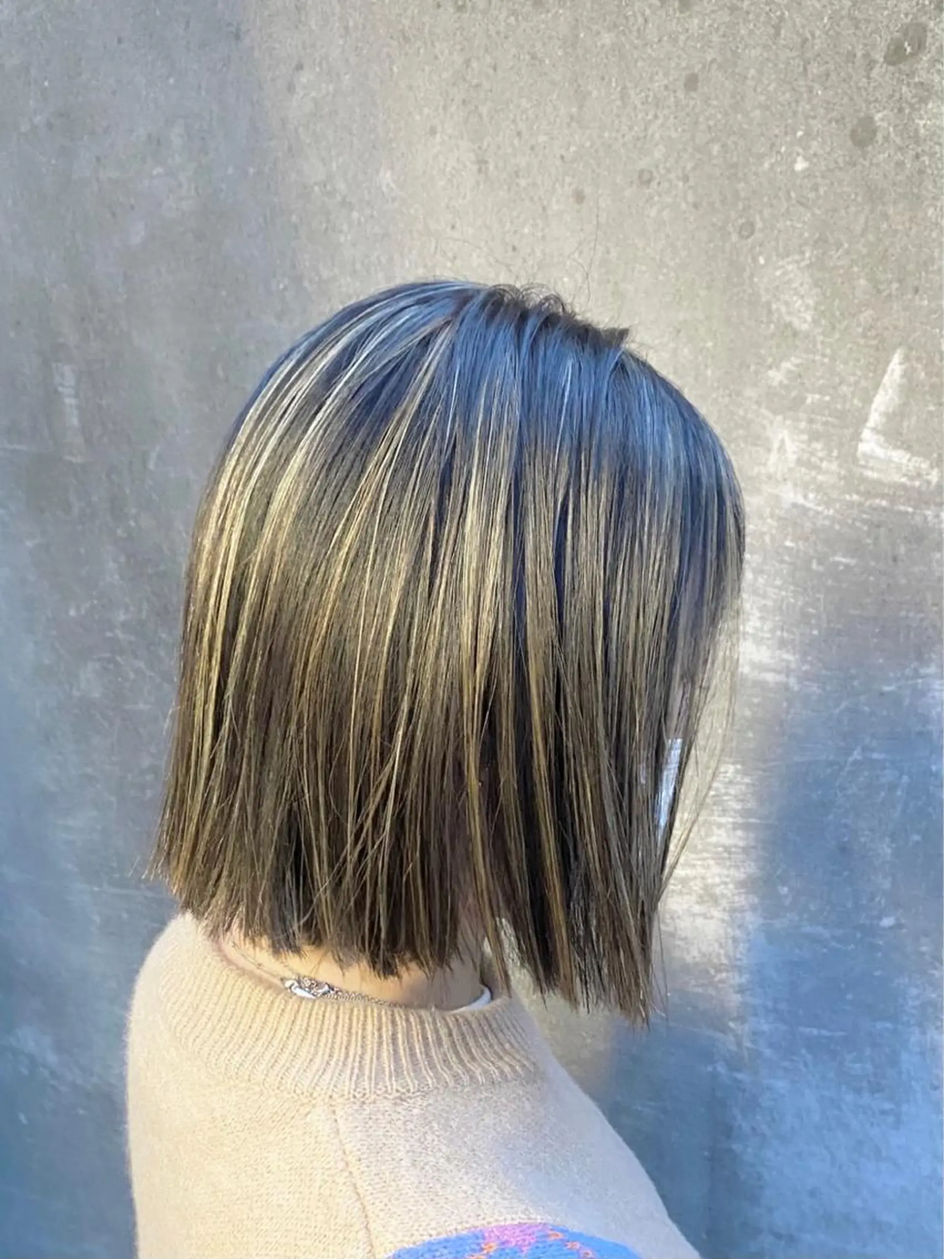 ショート カラー ハイライトカラー 外国人風カラー ハイライト 雰囲気引き出す ✨大人レディのヘアスタイル