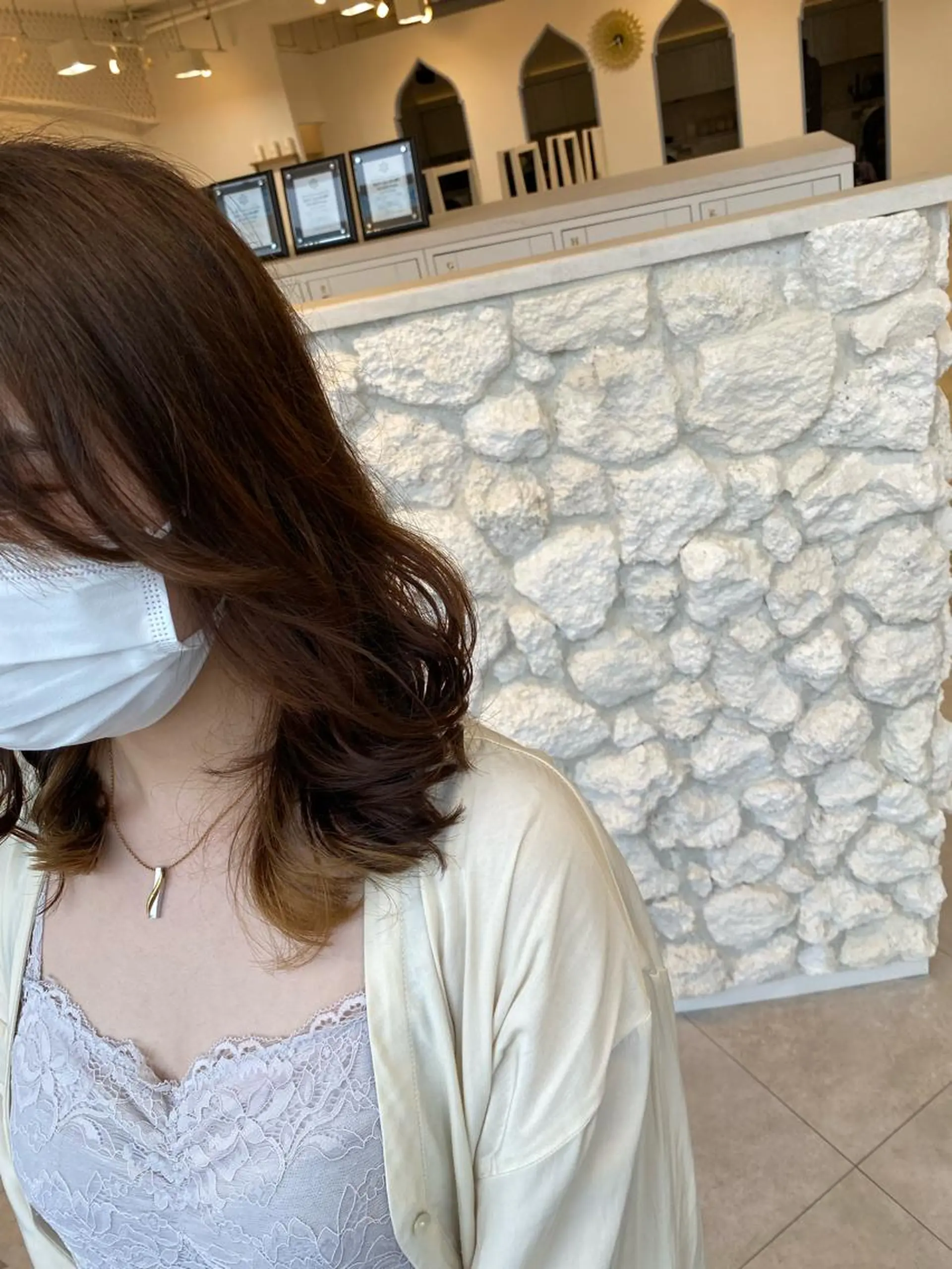 セミロング パーマ カット パーマ トリートメント 饒平名 知也のヘアスタイル