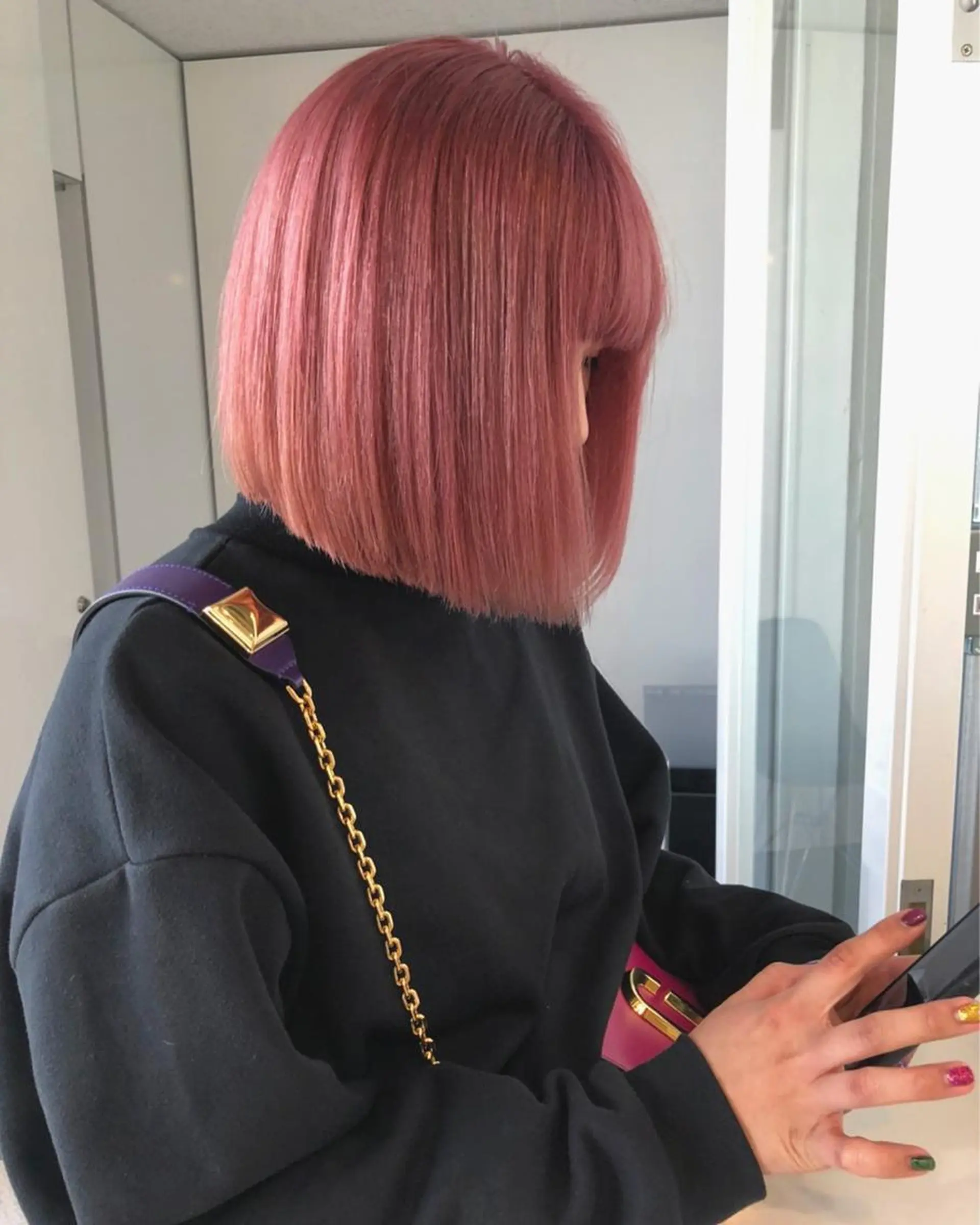 ミディアム カラー インナーカラー ラベンダーカラー オレンジ ピンクカラー 韓国風ヘア momo所属・メンズヘアメイク 🩵Mayuki🩵のヘアスタイル