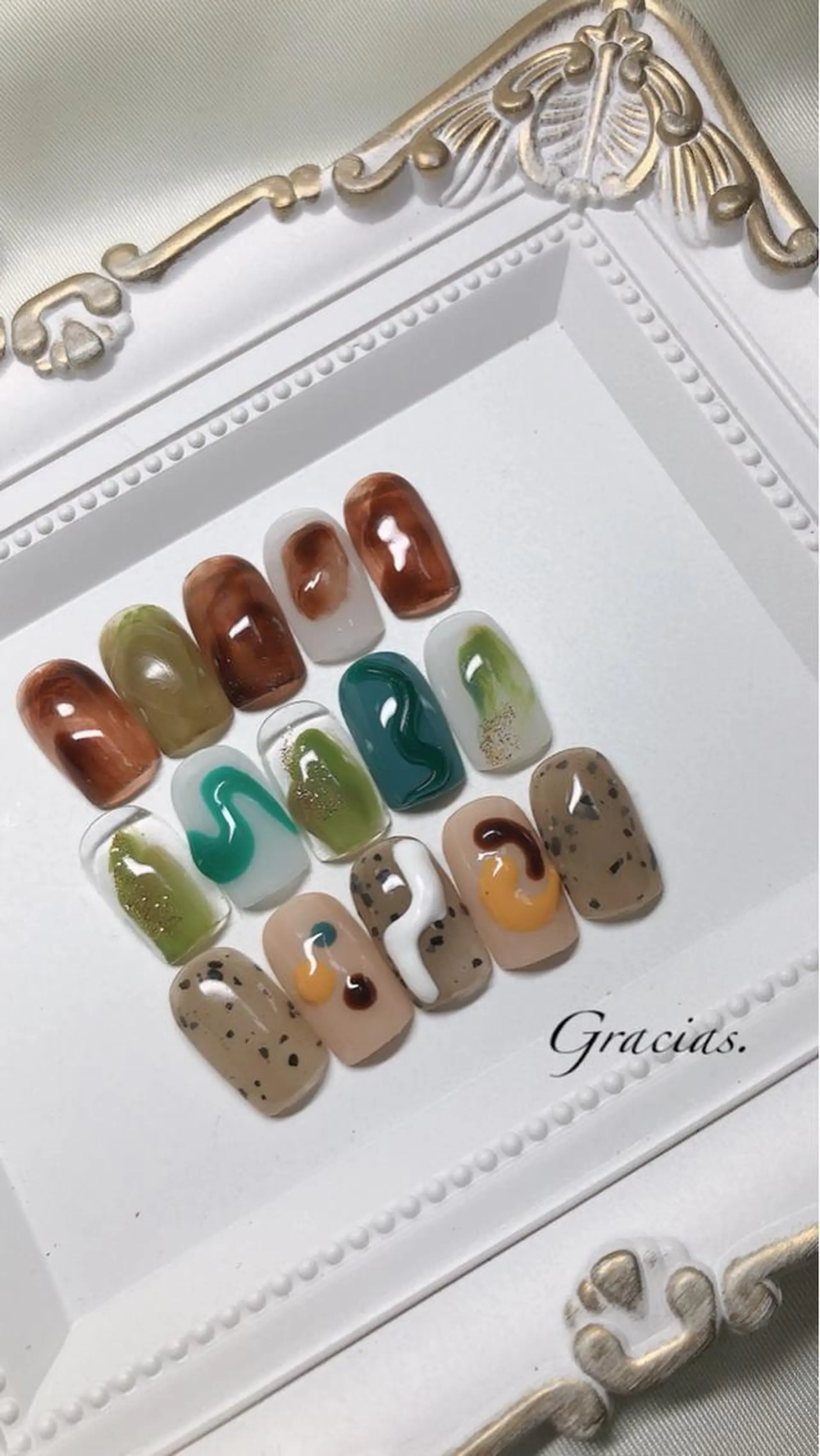 ネイル Gracias. rieのネイルデザイン
