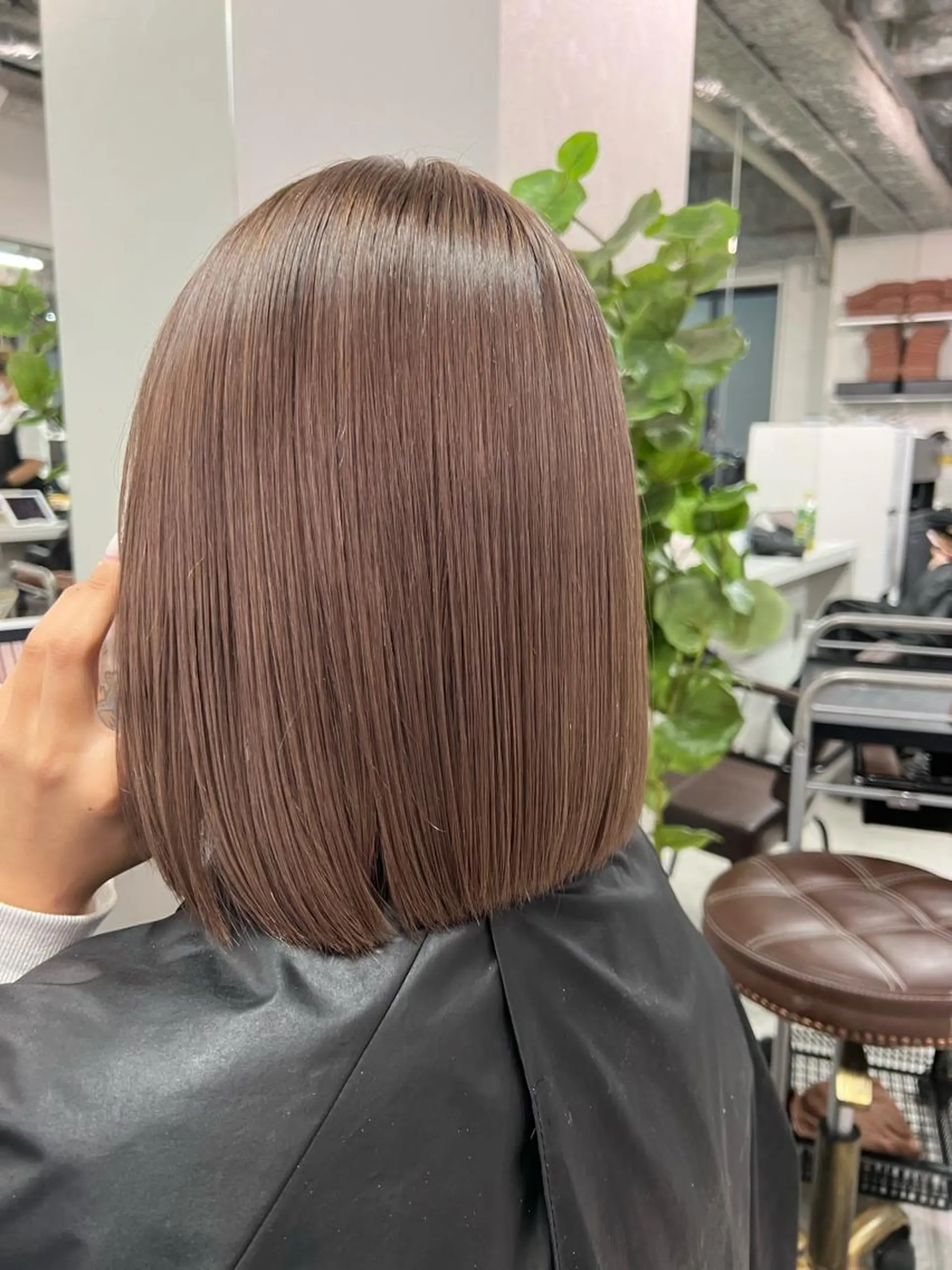 ミディアム カラー カット ヘアカラー ハイトーン&髪質改善 &韓国エクステ🤎のヘアスタイル