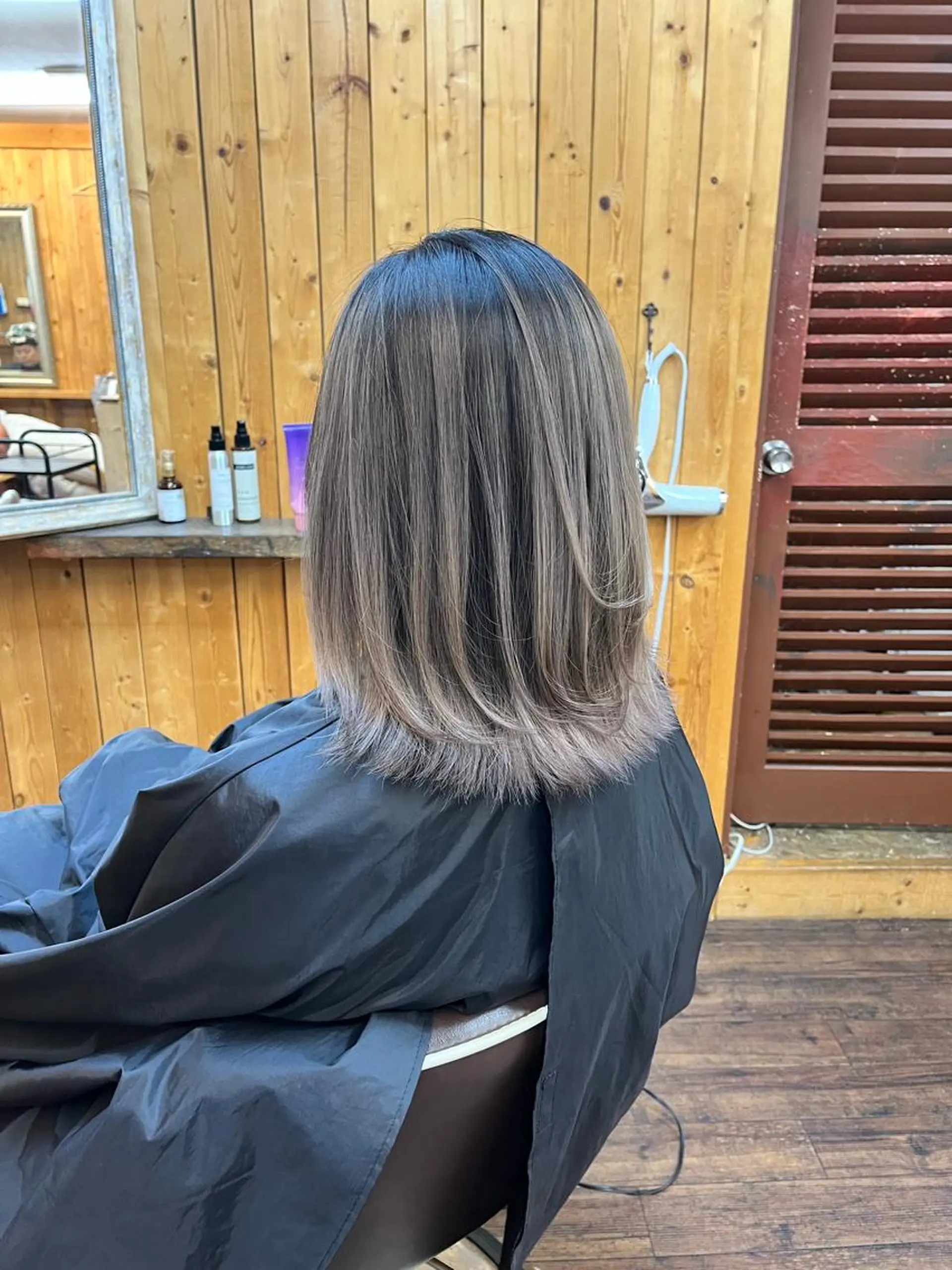 ミディアム カラー カット ヘアカラー トリートメント さいとう つかさのヘアスタイル