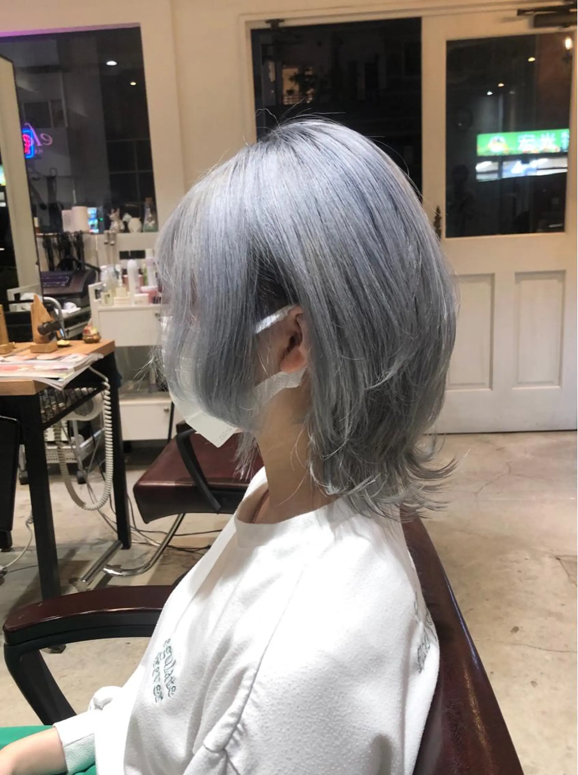 ミディアム カラー アッシュ ラベンダーカラー ホワイトアッシュ 🎀♥️推しカラー tomoka💜🍭のヘアスタイル