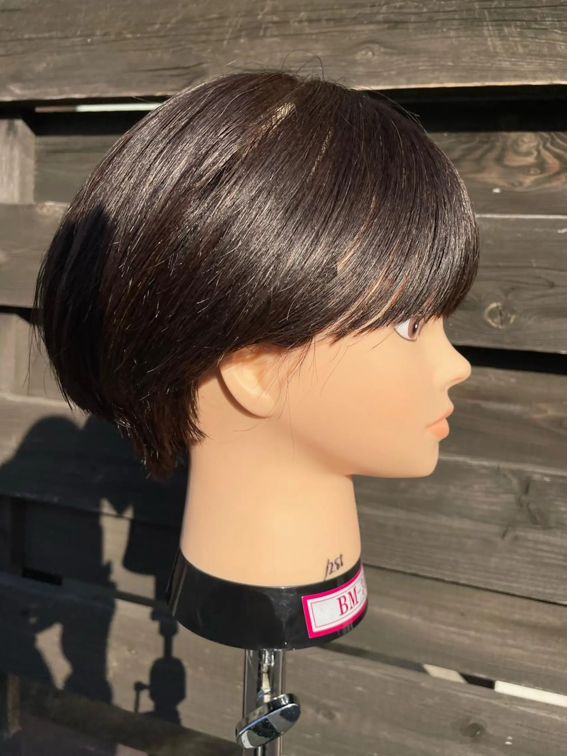 ショート 足立 悠輔のヘアスタイル