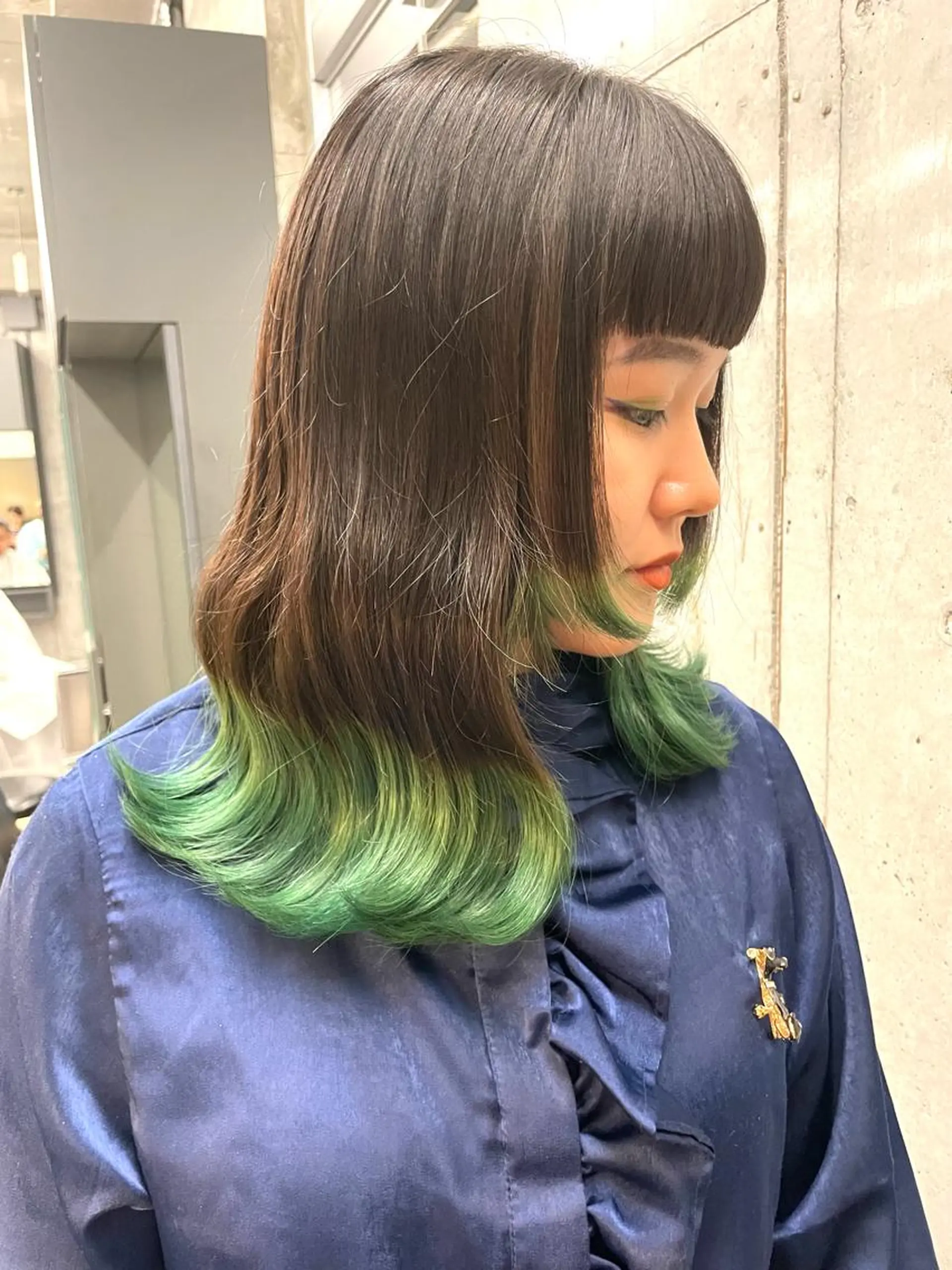 ミディアム カラー ブリーチ ケアブリーチ ダブルカラー グラデーションカラー インナーカラー 推し ブリーチ  髪質改善のヘアスタイル