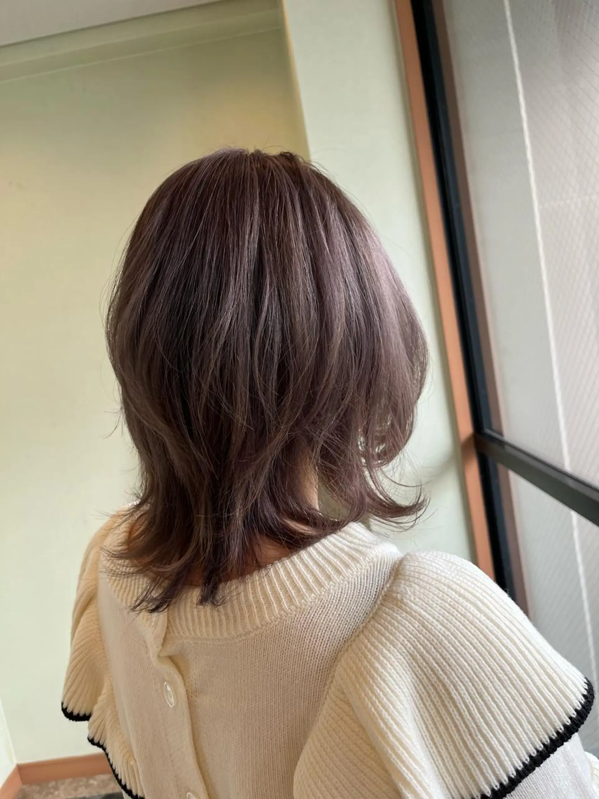 ミディアム カット ヘアカラー トリートメント number yukiのヘアスタイル