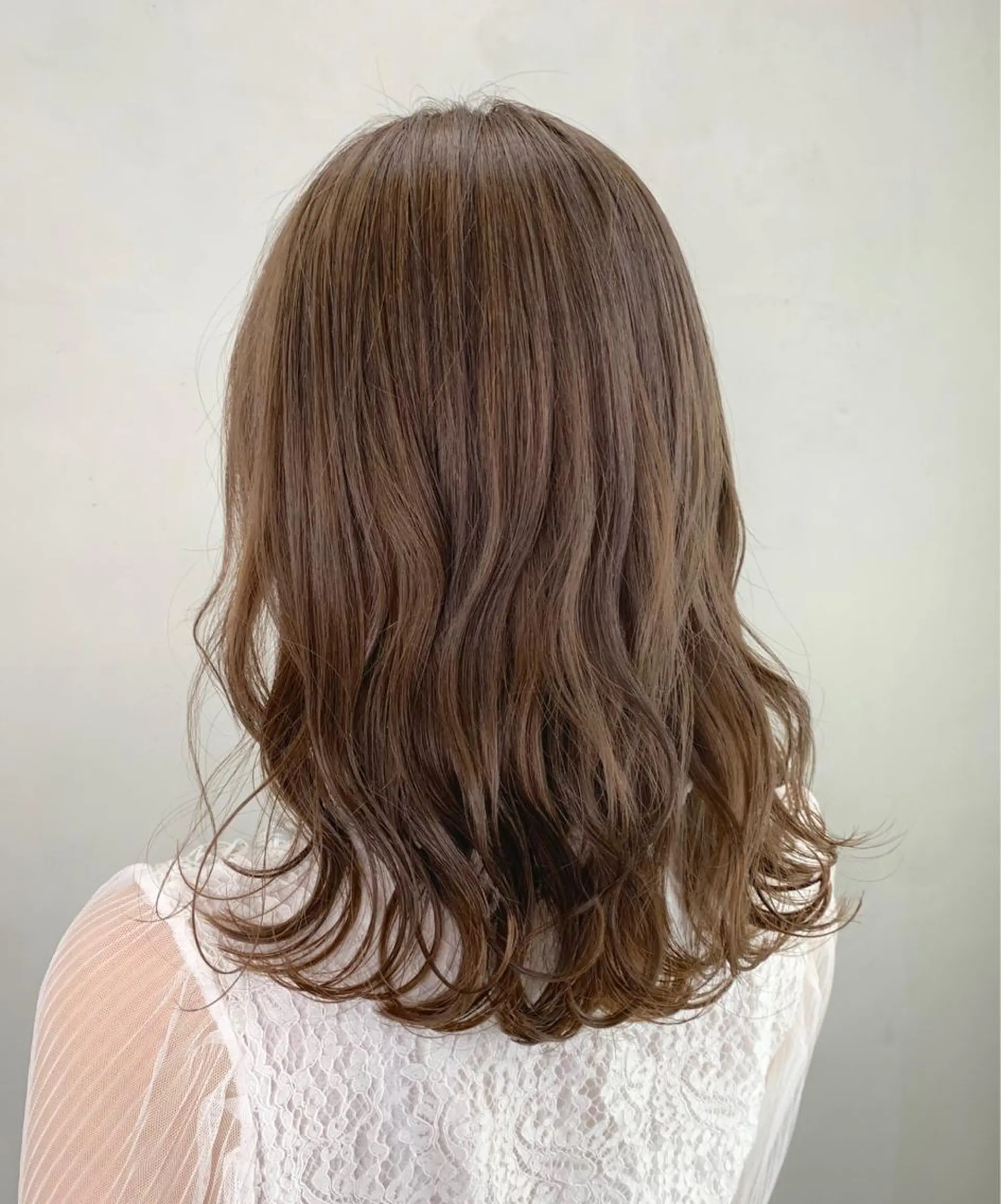 ミディアム yui .のヘアスタイル