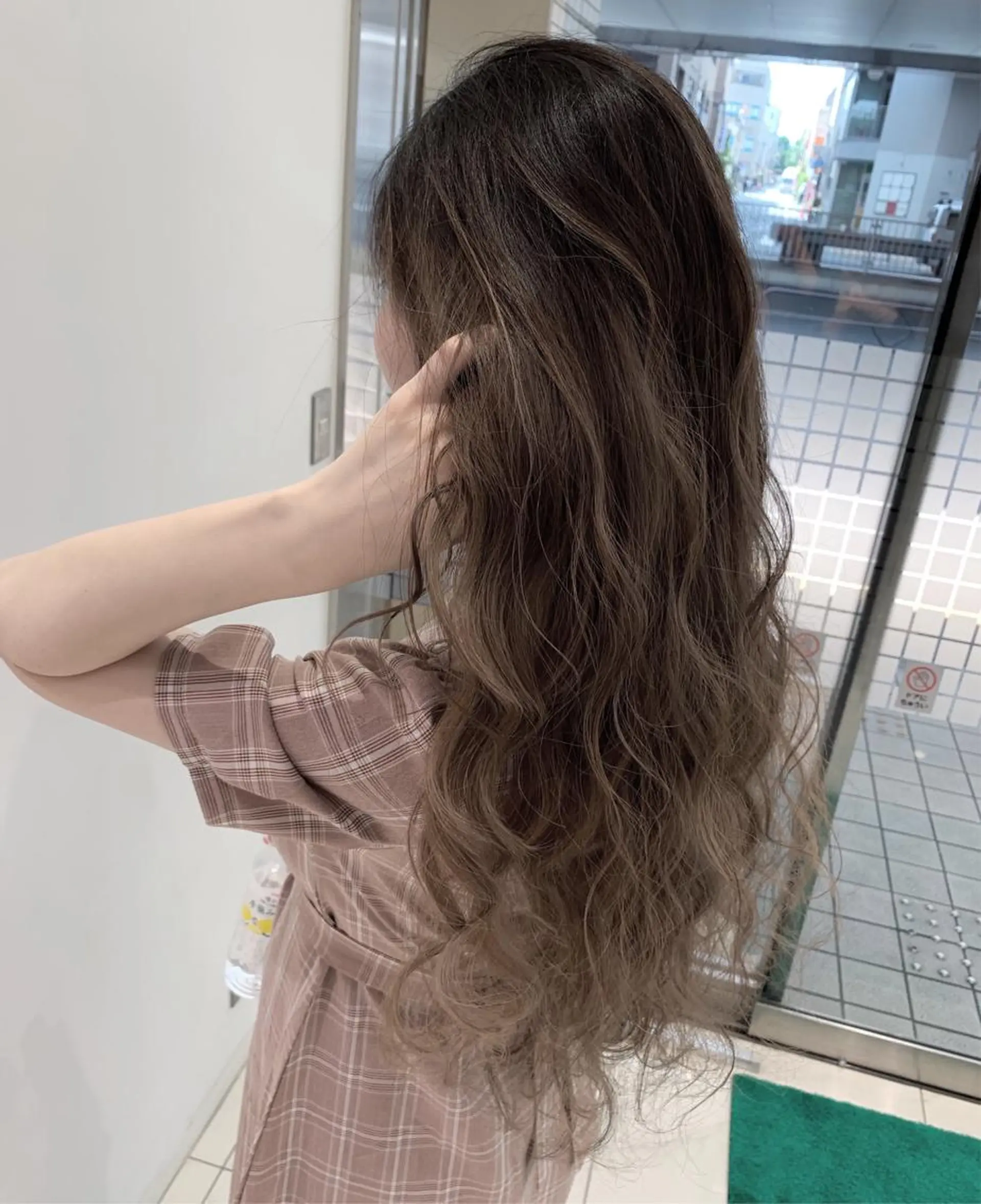 ロング カラー バレイヤージュ レイヤーカット カット ヘアカラー トリートメント N° jillva ♦️川端裕司♦️のヘアスタイル