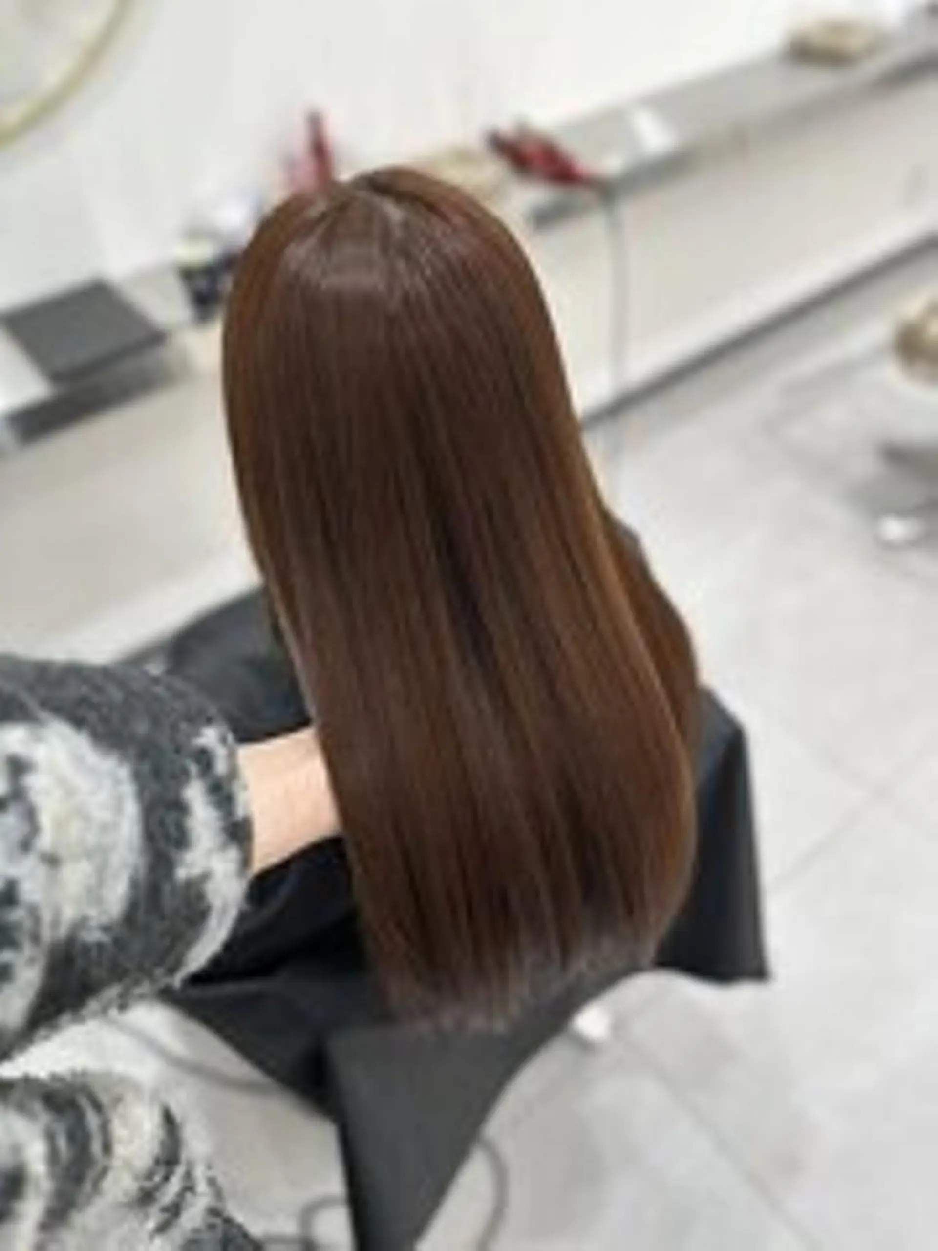 ロング ボブ ハイライト 学生 髪質改善 レイヤーカット number eluneのヘアスタイル