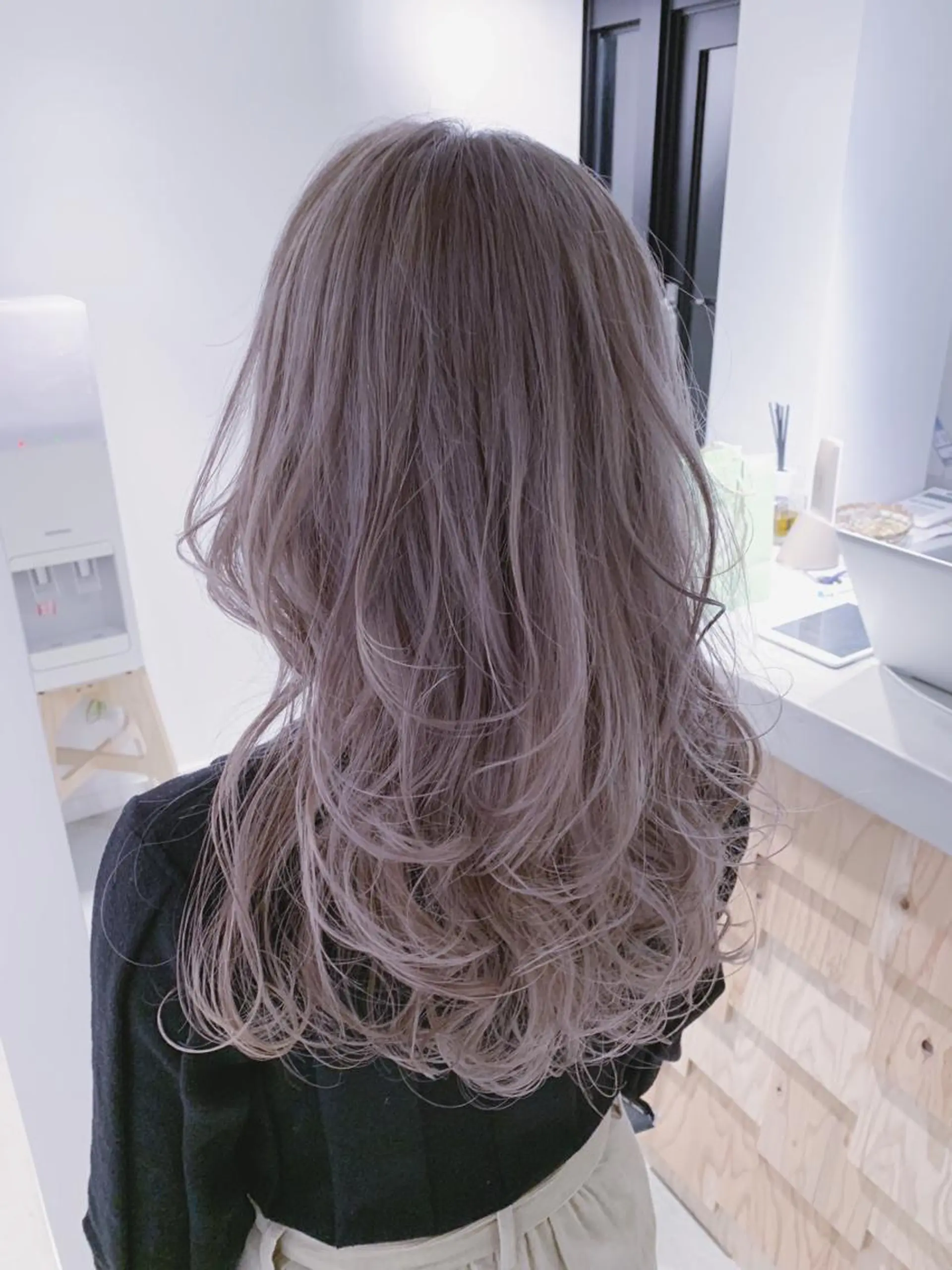ロング カラー ベージュカラー ピンクカラー ホワイトピンク 【完全マンツー 恵比寿】佐藤 翔のヘアスタイル