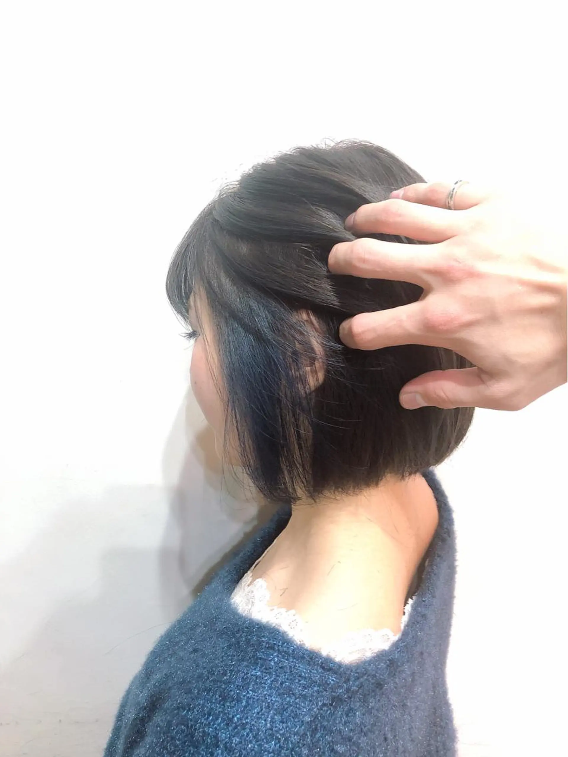 ショート カラー ヘアアレンジ アッシュ ブルーカラー ネイビーカラー 千葉 恭兵のヘアスタイル