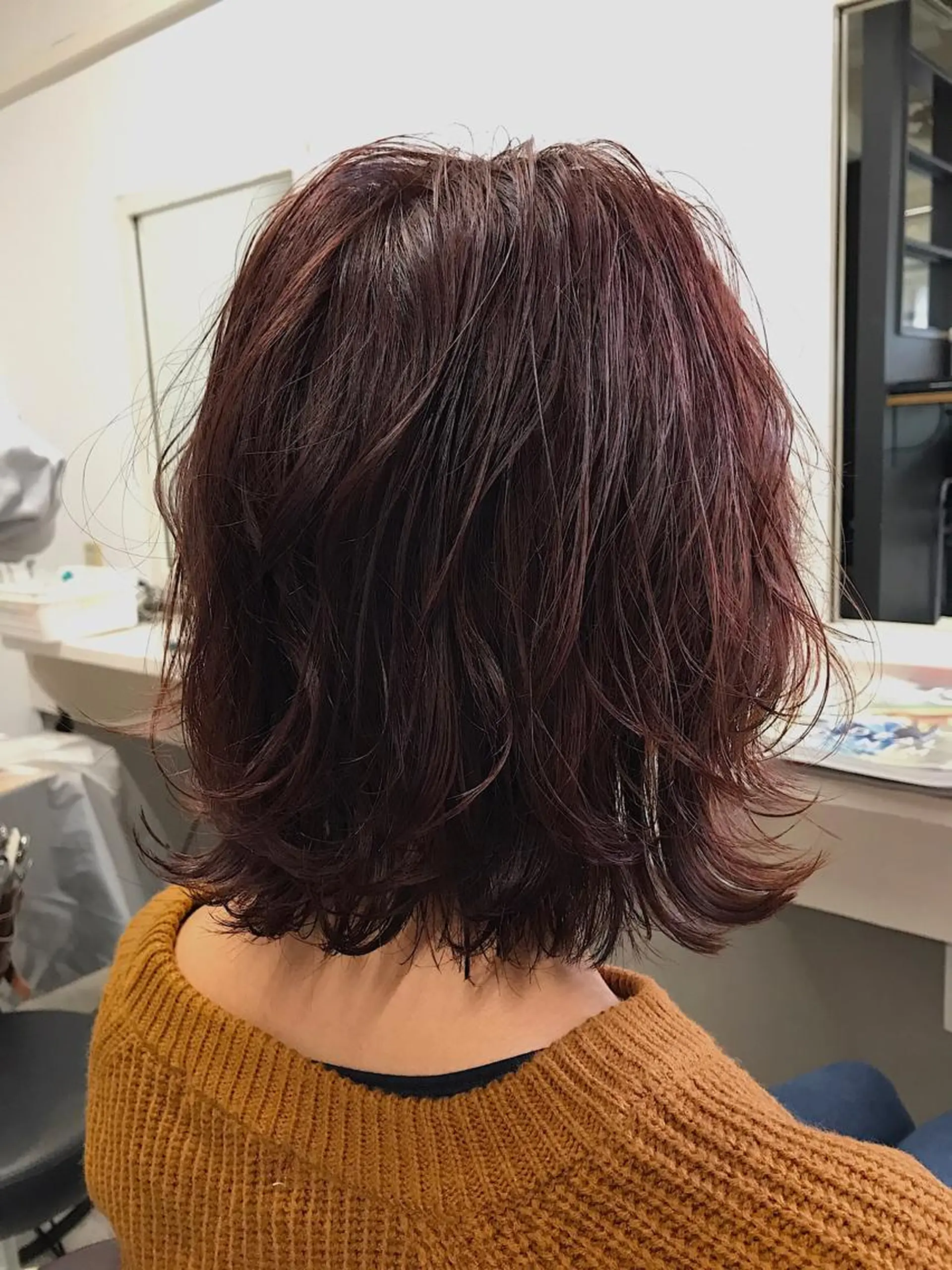 ショート カラー lani ブリーチ /ダブルカラーのヘアスタイル