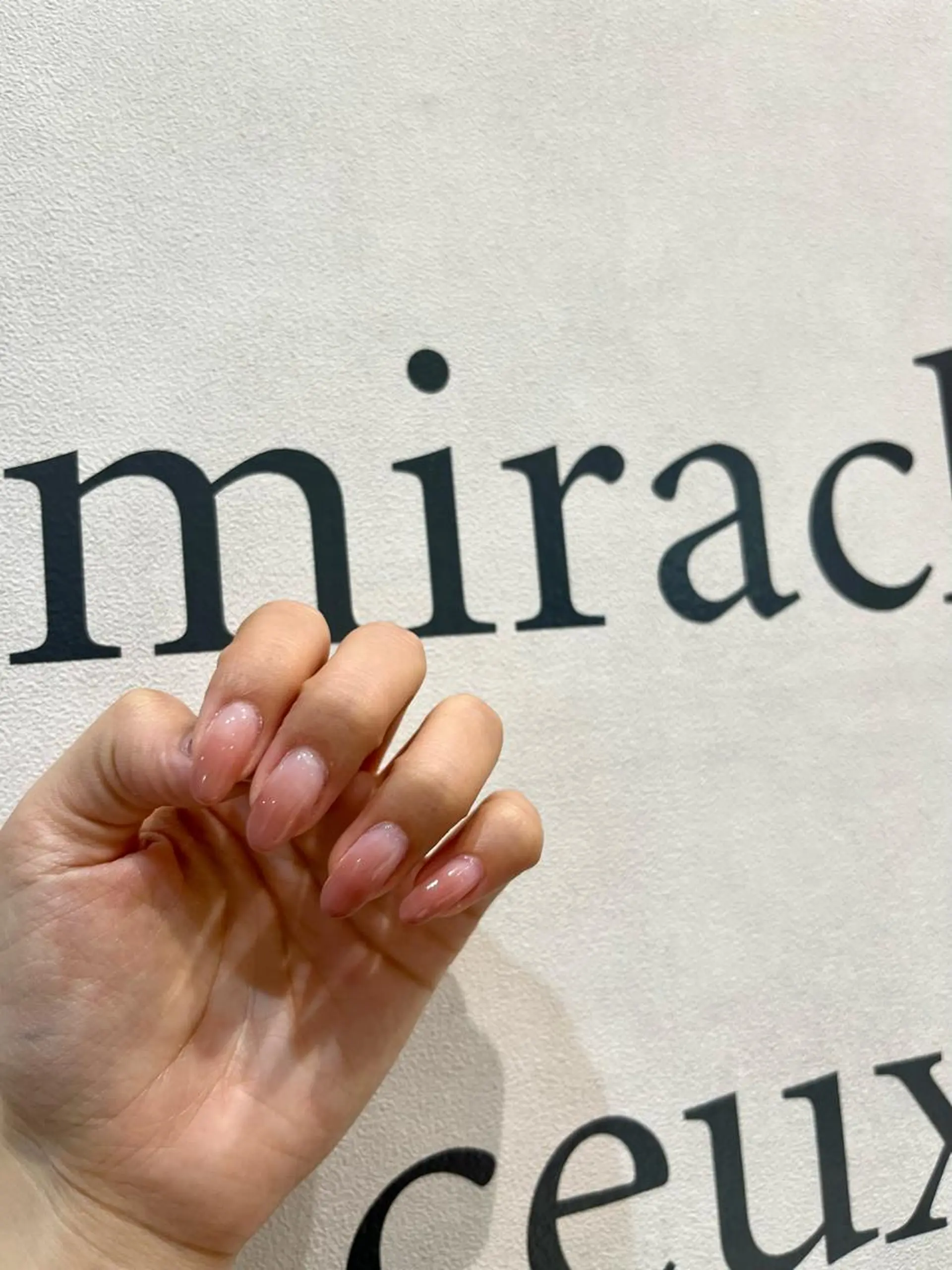 ネイル グラデーション 小川 奈々花のネイルデザイン