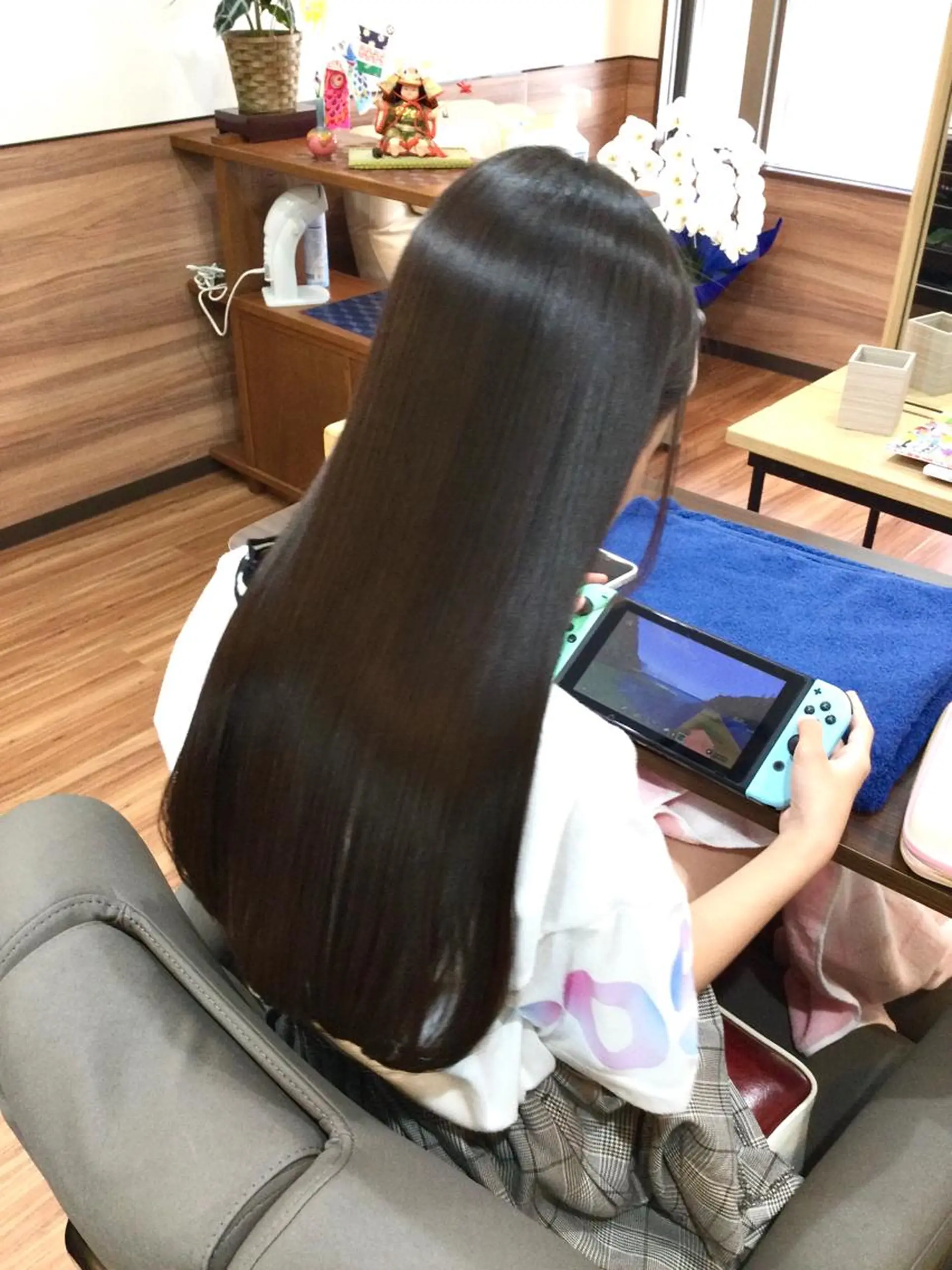 ロング パーマ キッズ 縮毛矯正 Annon プライベートサロンのヘアスタイル