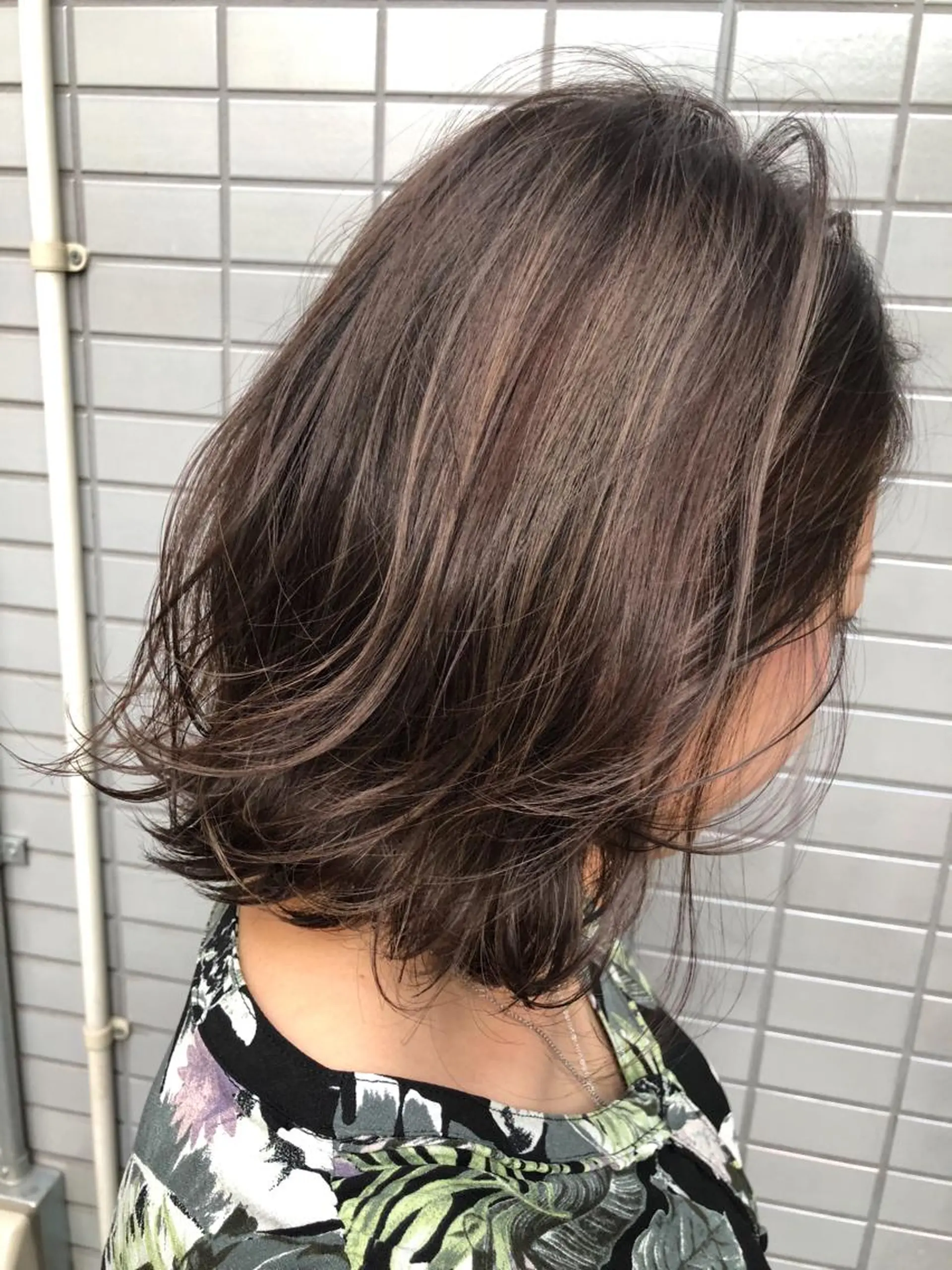 ミディアム ハイライト ヘアカラー PSY(サイ)池袋 金田尚久🎨のヘアスタイル