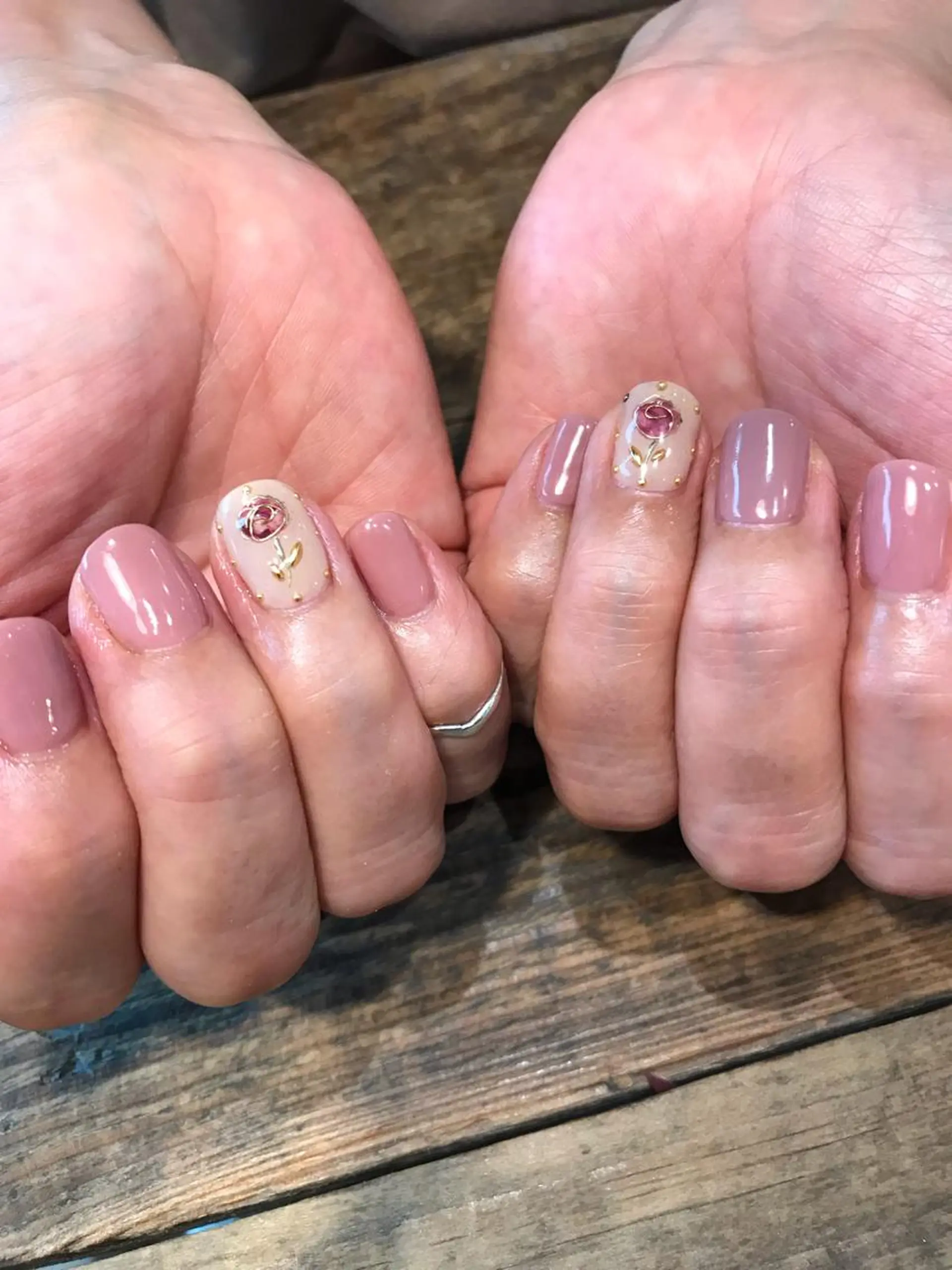 ネイル 佐藤  悠子のネイルデザイン