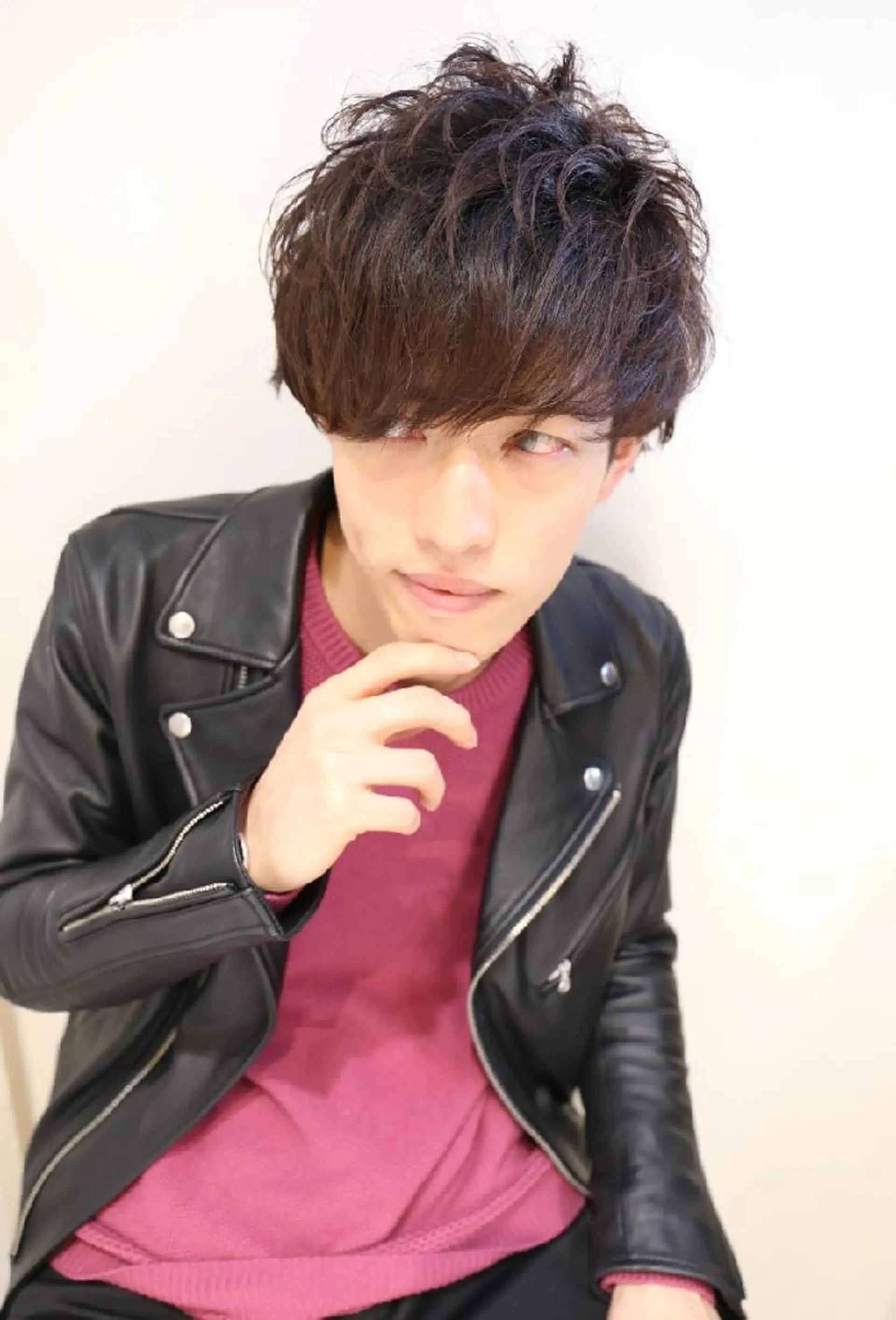 メンズ パーマ カラー ヘアアレンジ ブリーチ/ヘアケア/ 艶髪/イギチハルのヘアスタイル