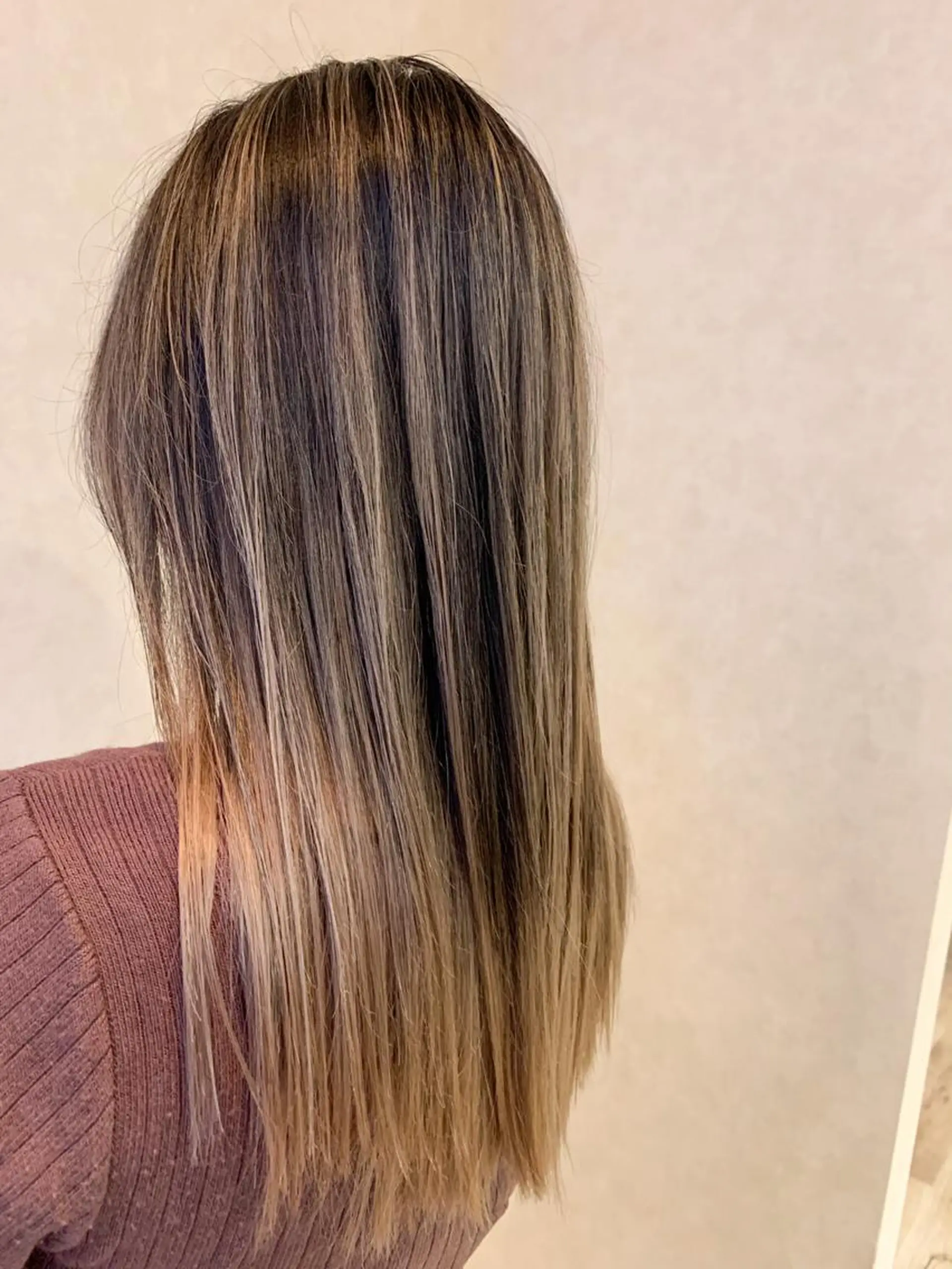 ロング Lit.豊橋 夏目のヘアスタイル