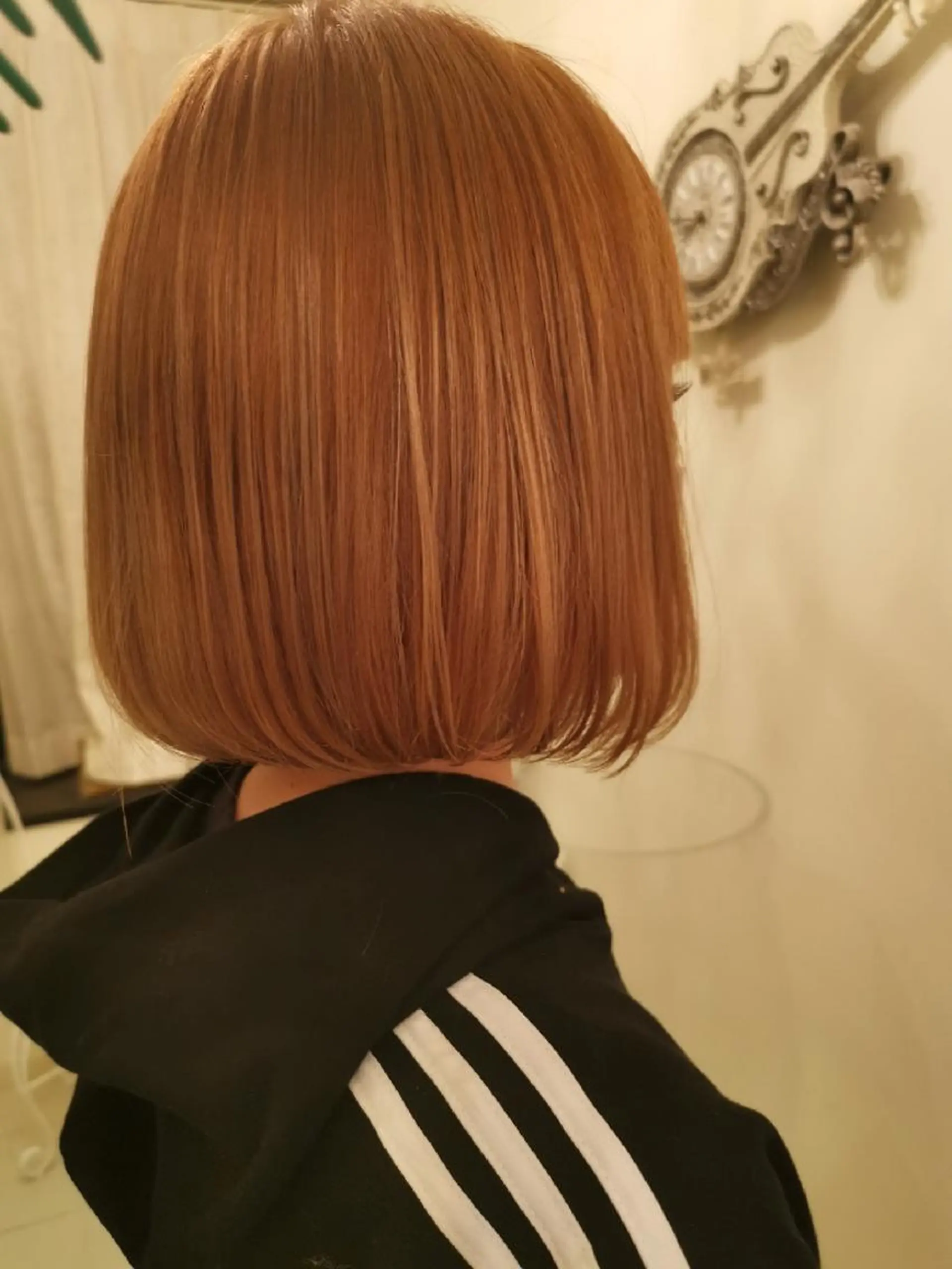 ショート カラー 東心斎橋☆豆柴 🐾倶楽部のヘアスタイル