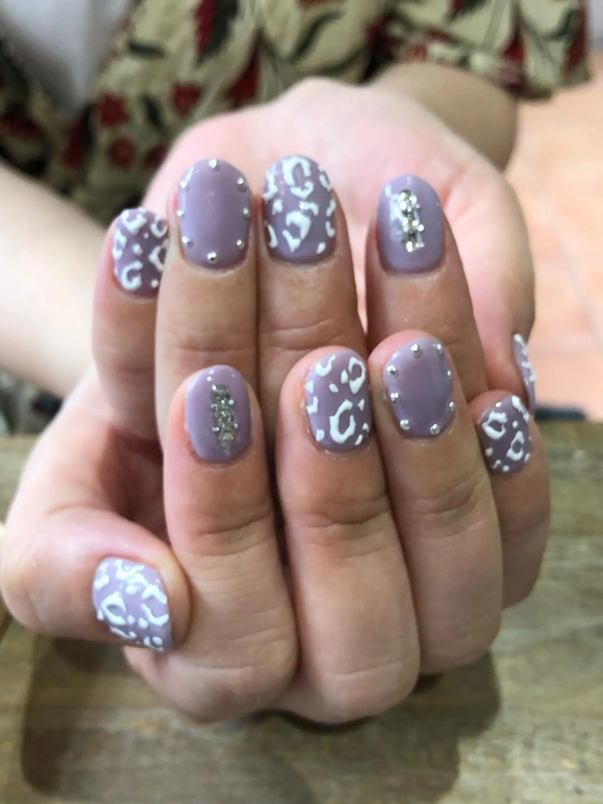 ネイル ハンドネイル Nest 三田のマツエク・マツパデザイン