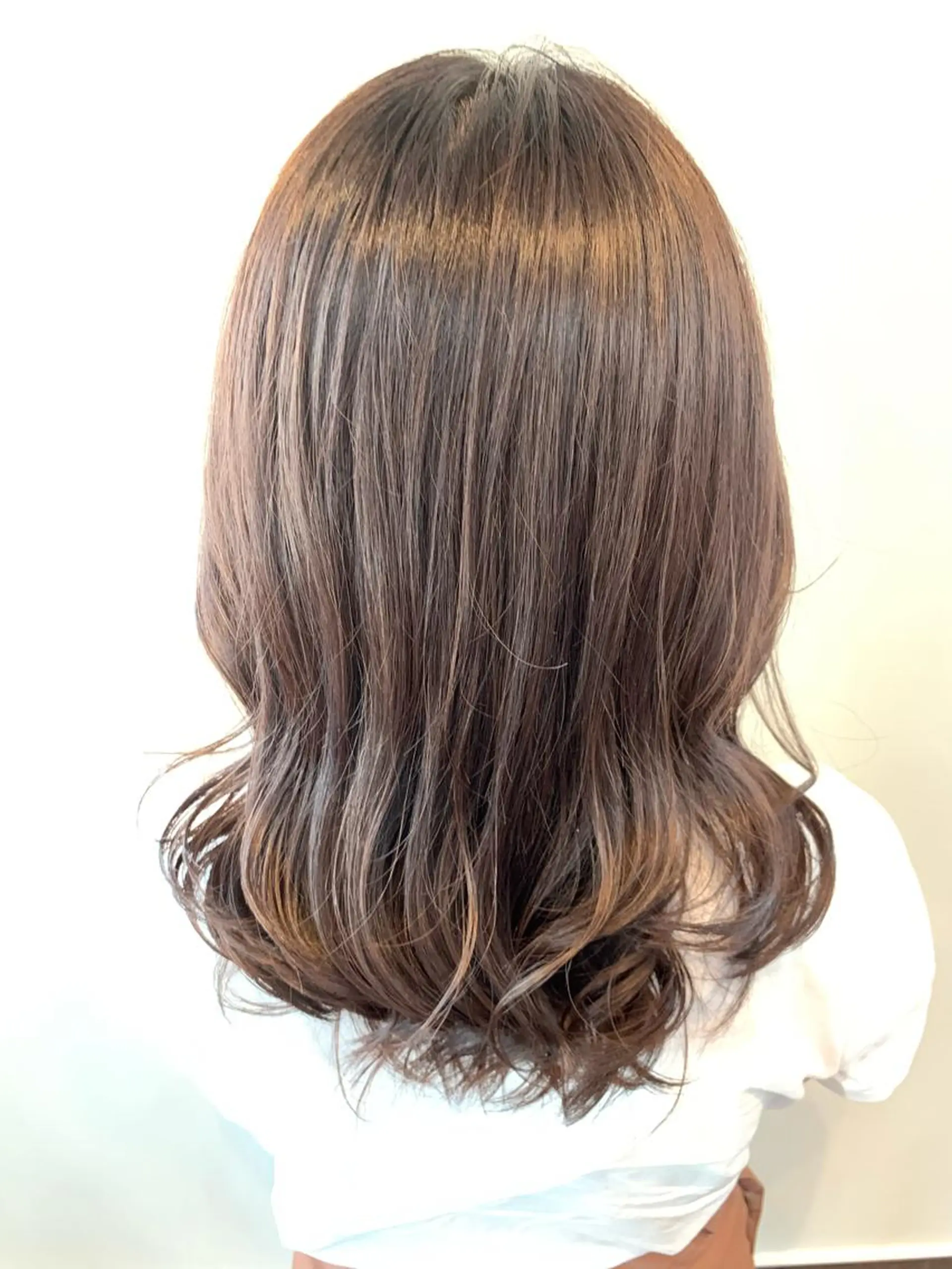 セミロング ハイライト ヘアカラー FLAGS YAMATOのヘアスタイル