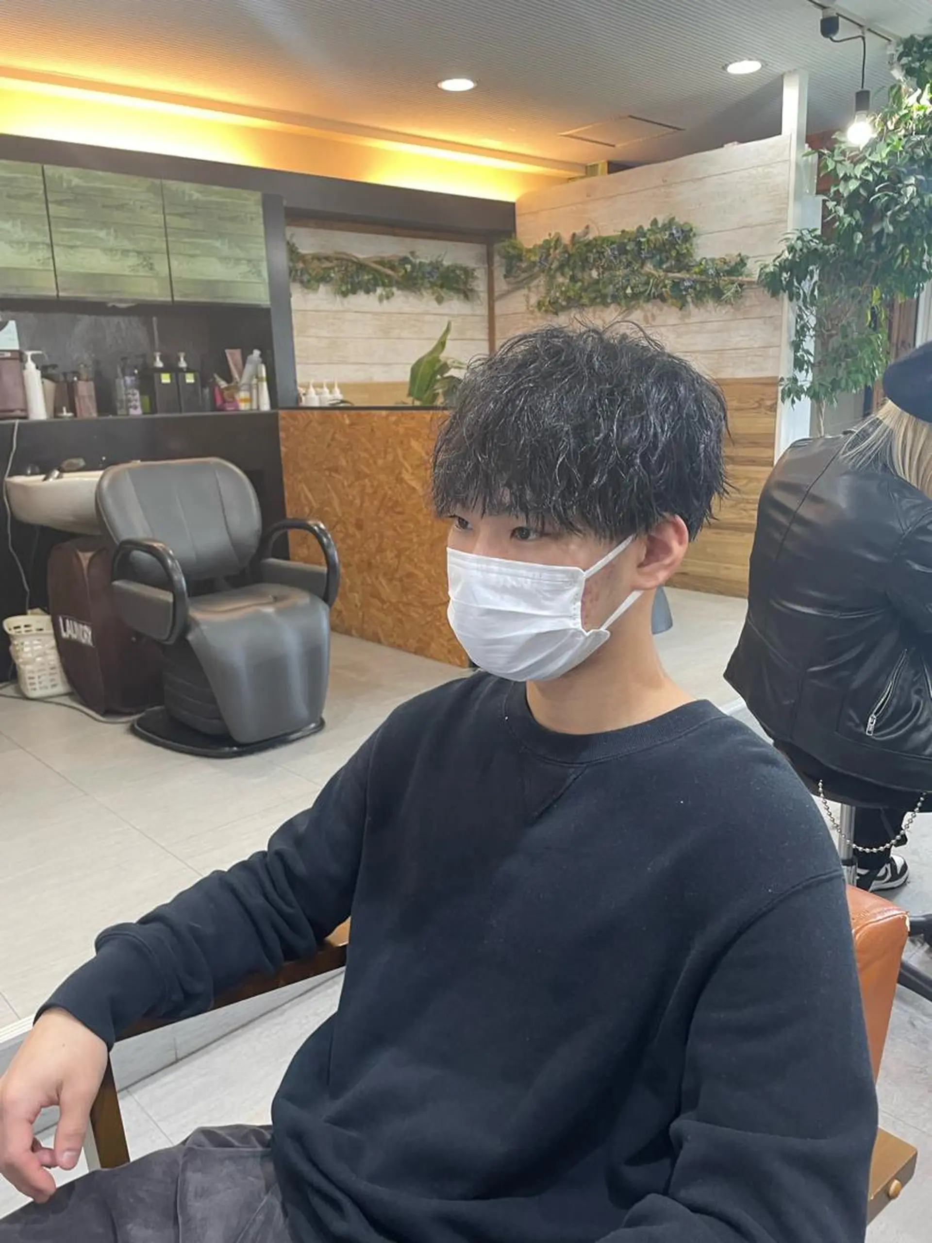 ショート パーマ メンズ かんばら りょーいのヘアスタイル