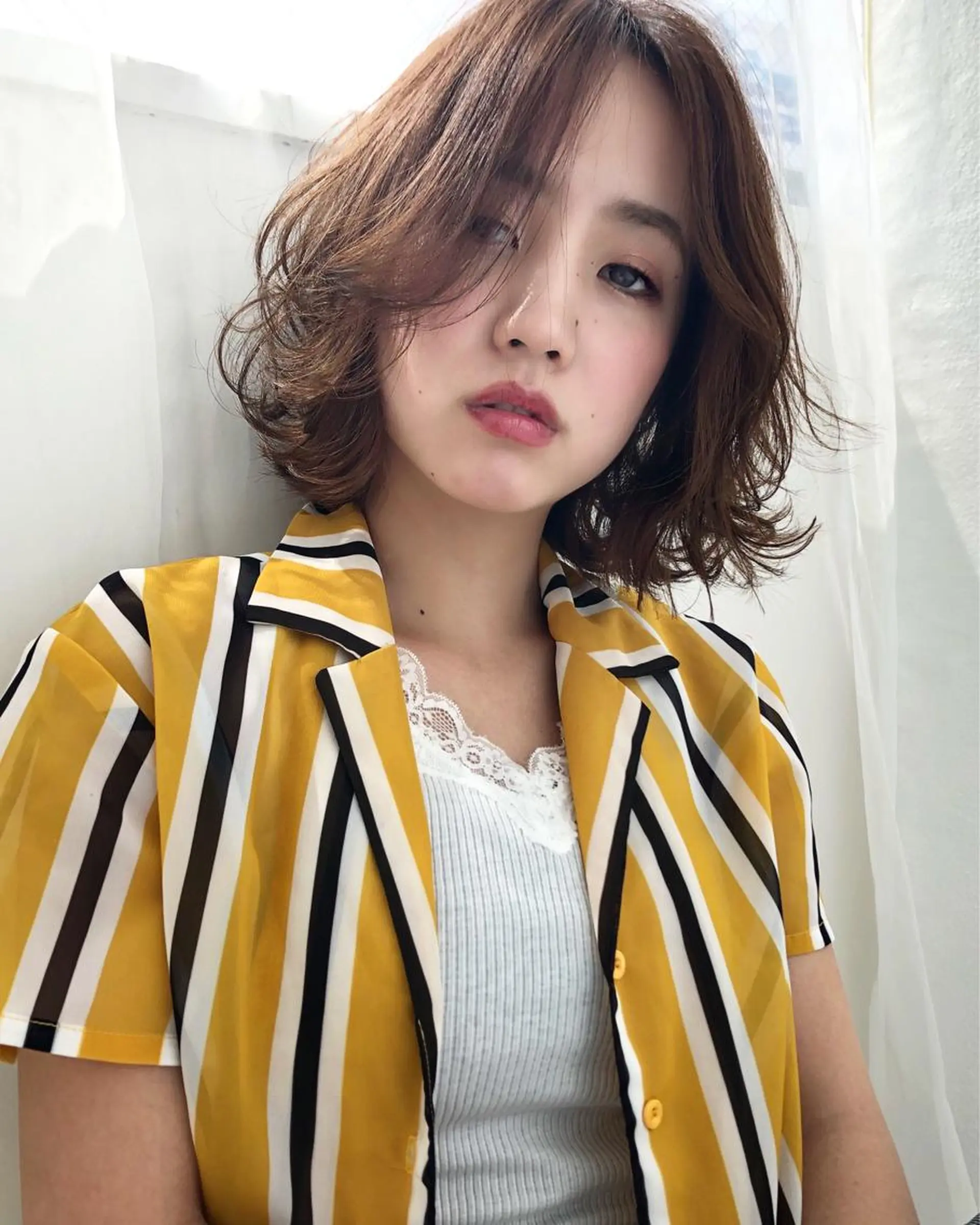 ミディアム カラー ヘアアレンジ ネイル マツエク・マツパ 透明感カラー ハイライトカラー 外国人風カラー ハイライト 外ハネヘア reverie【レヴリー】所属・夜23時まで予約🉑 reverieあきらのヘアスタイル