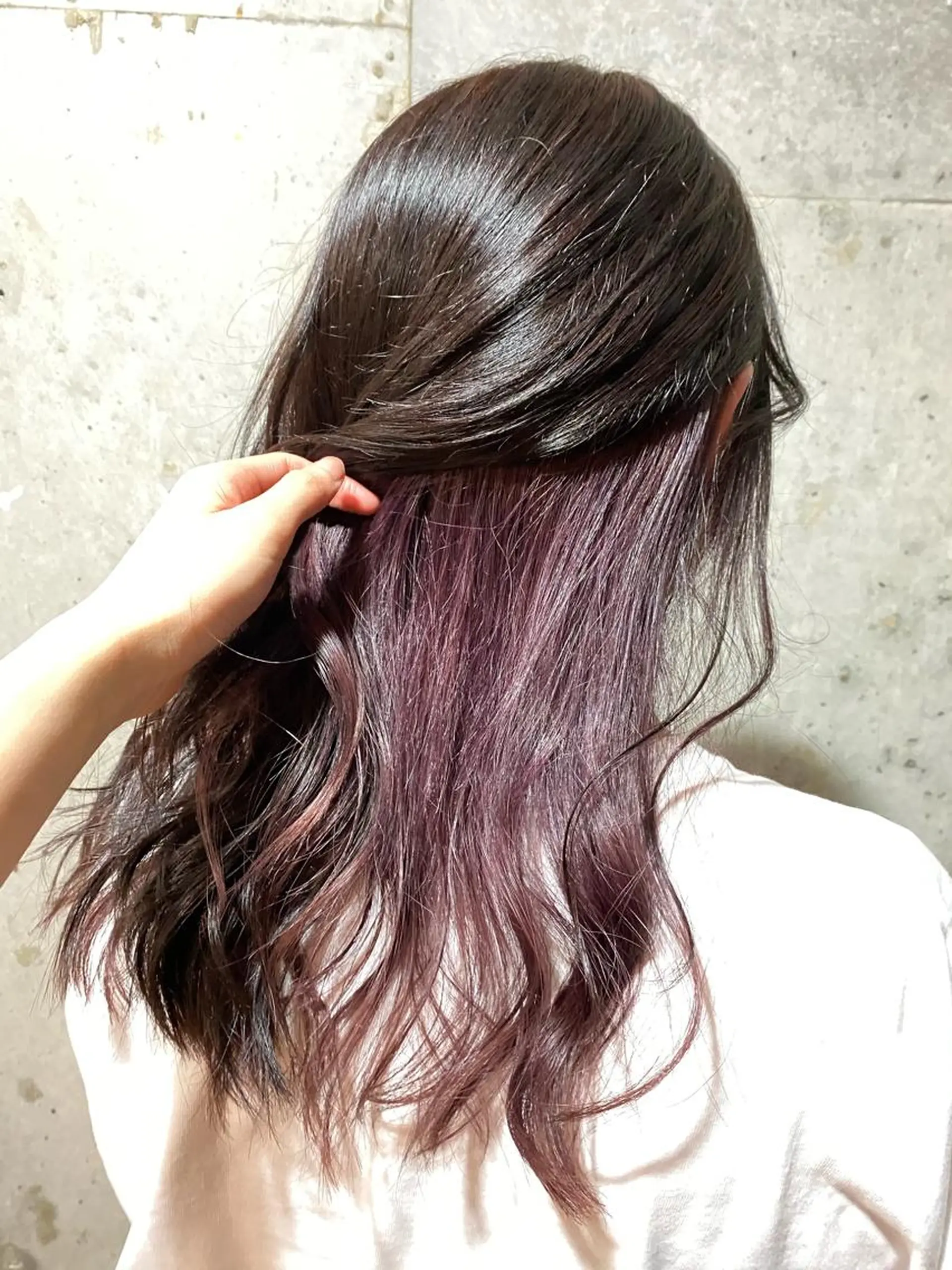 セミロング カラー ブリーチ インナーカラー シールエクステ 🪽CHIAKIのヘアスタイル