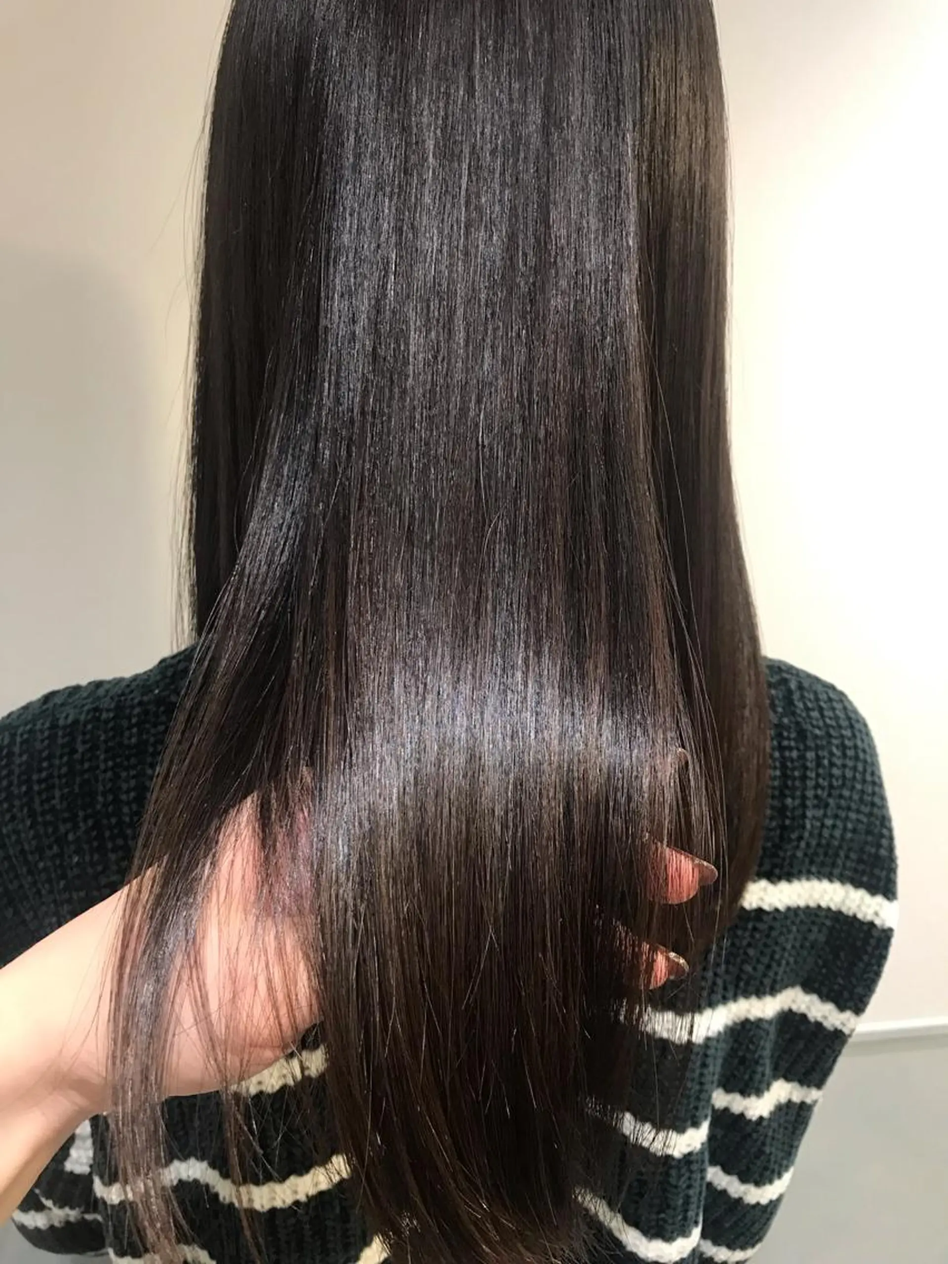 ロング 髪質改善 トリートメント 予約 停止のヘアスタイル