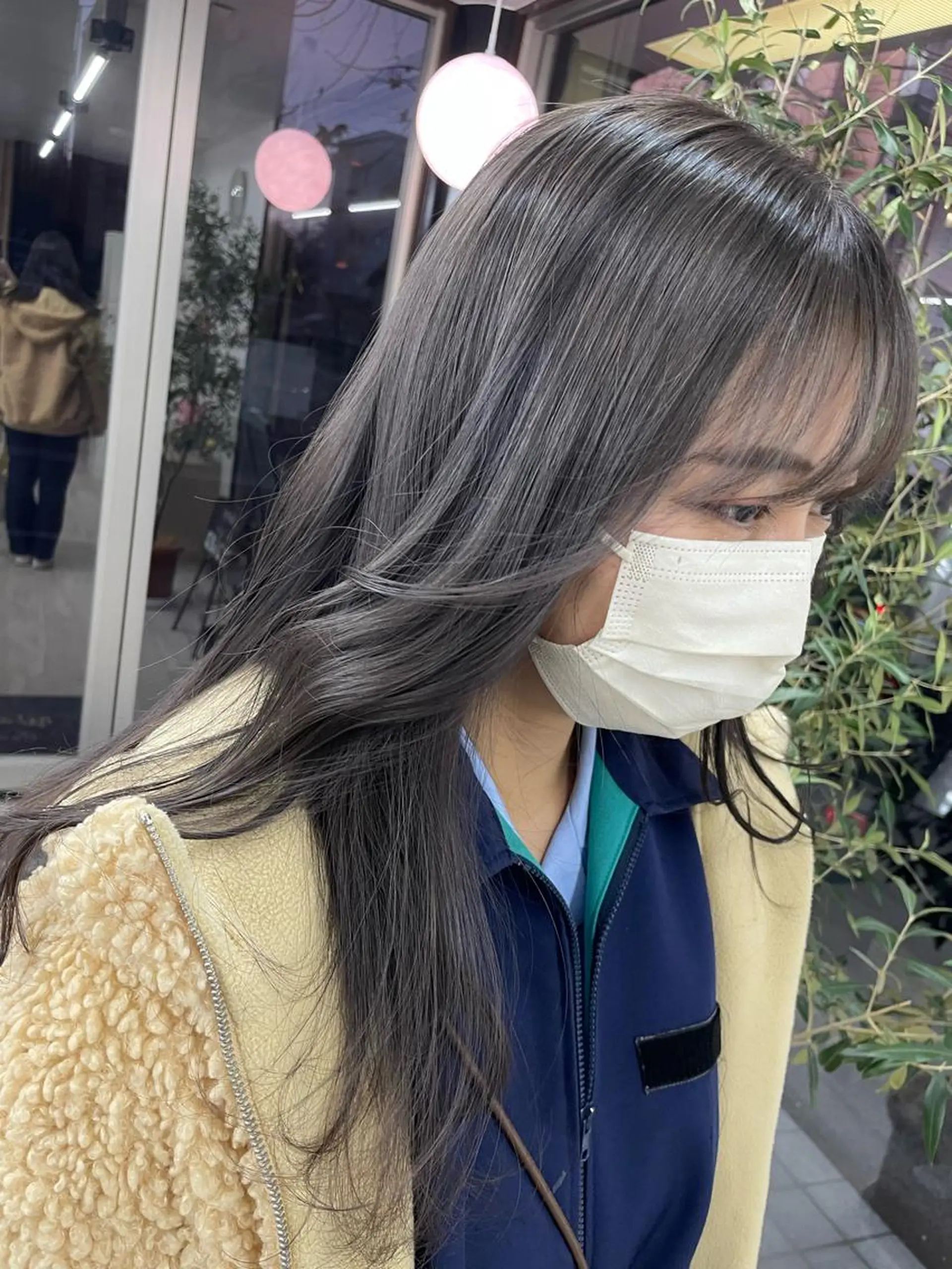 カラー ブリーチ グレージュ ラベンダーカラー ラベンダーグレージュ ラベンダーグレー オノ アカネのヘアスタイル