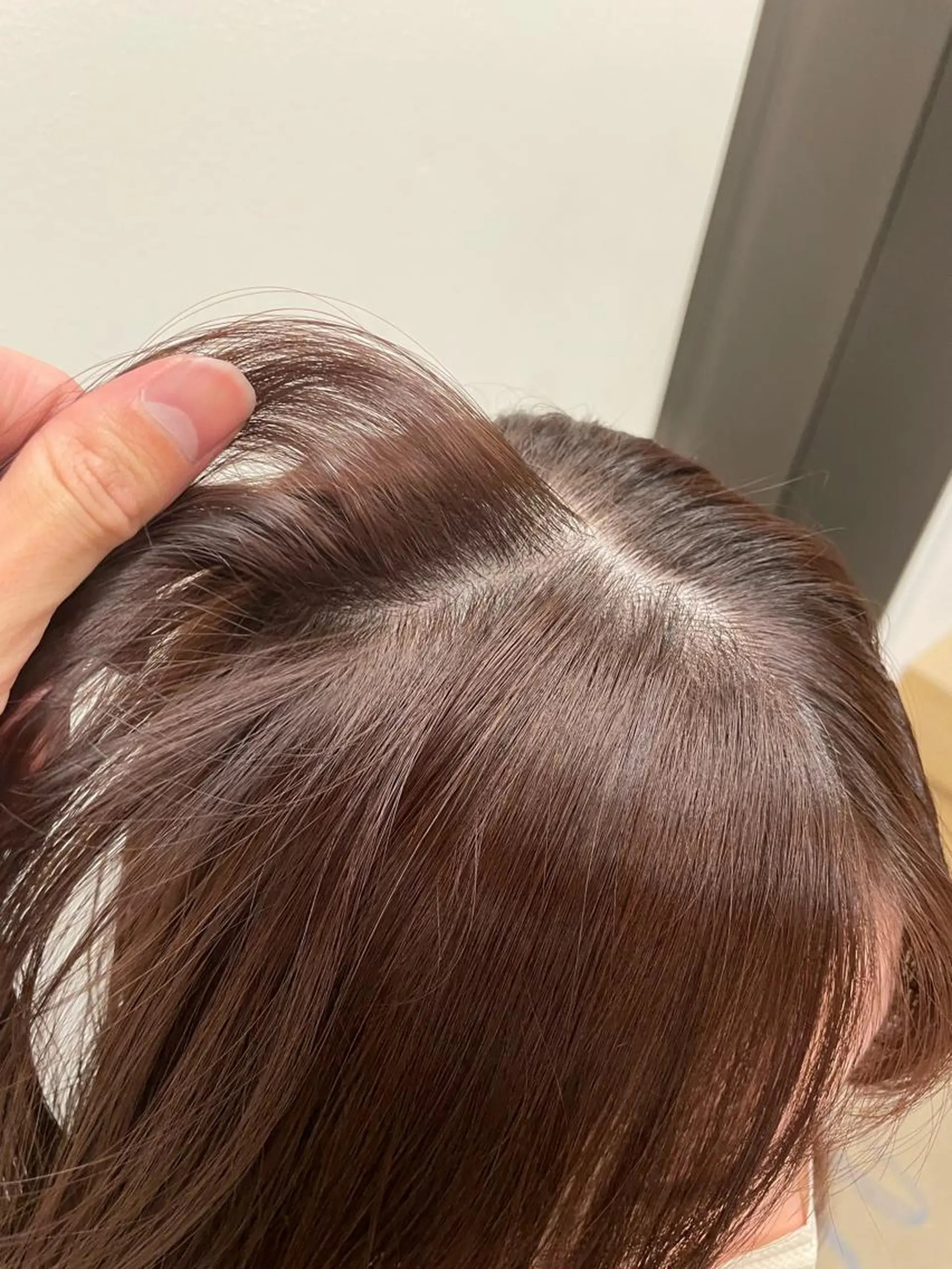 セミロング 岡本 拡夢のヘアスタイル