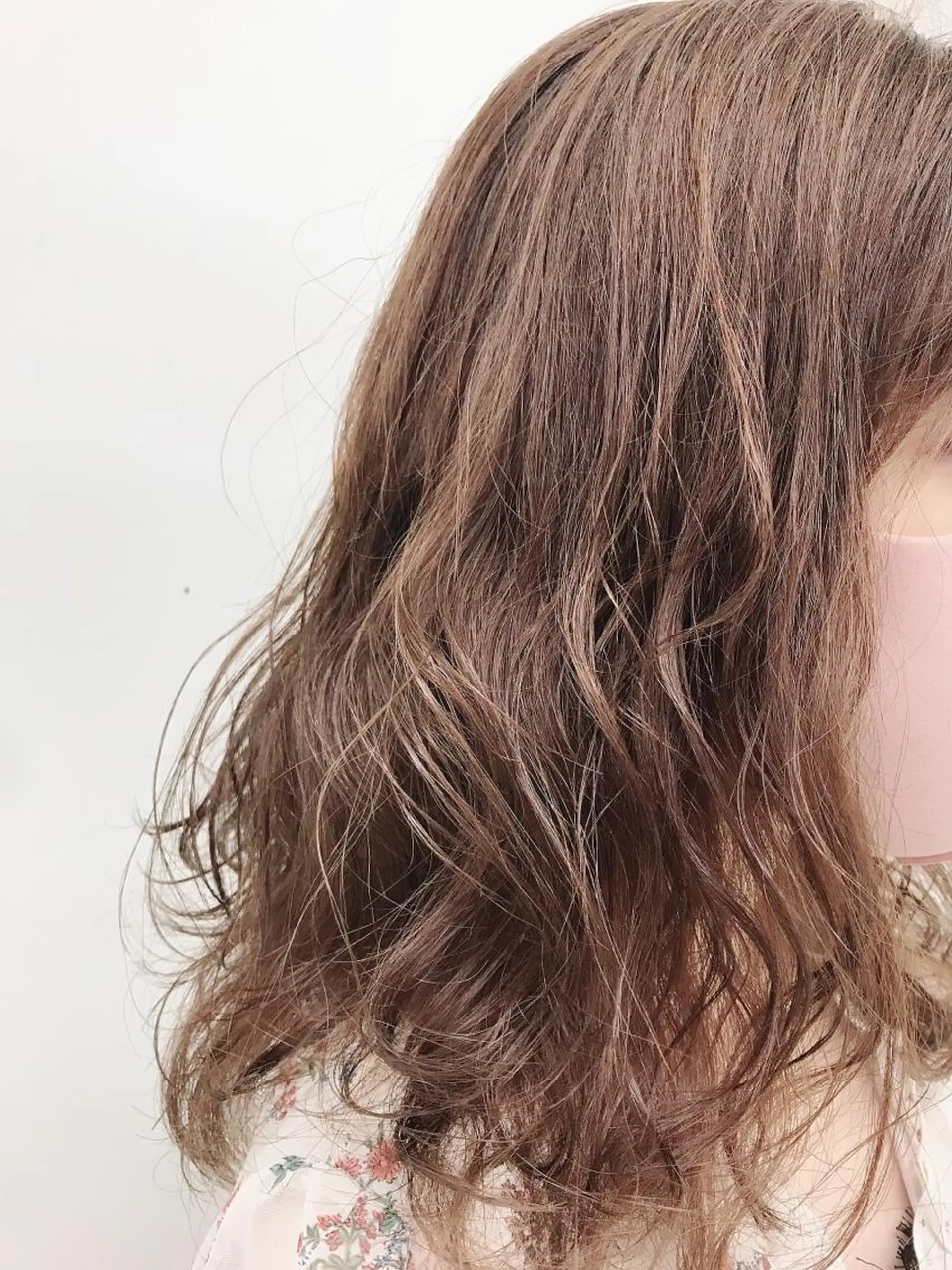 ミディアム パーマ ミディアムパーマ くせ毛 パーマ 野々村 麻由のヘアスタイル