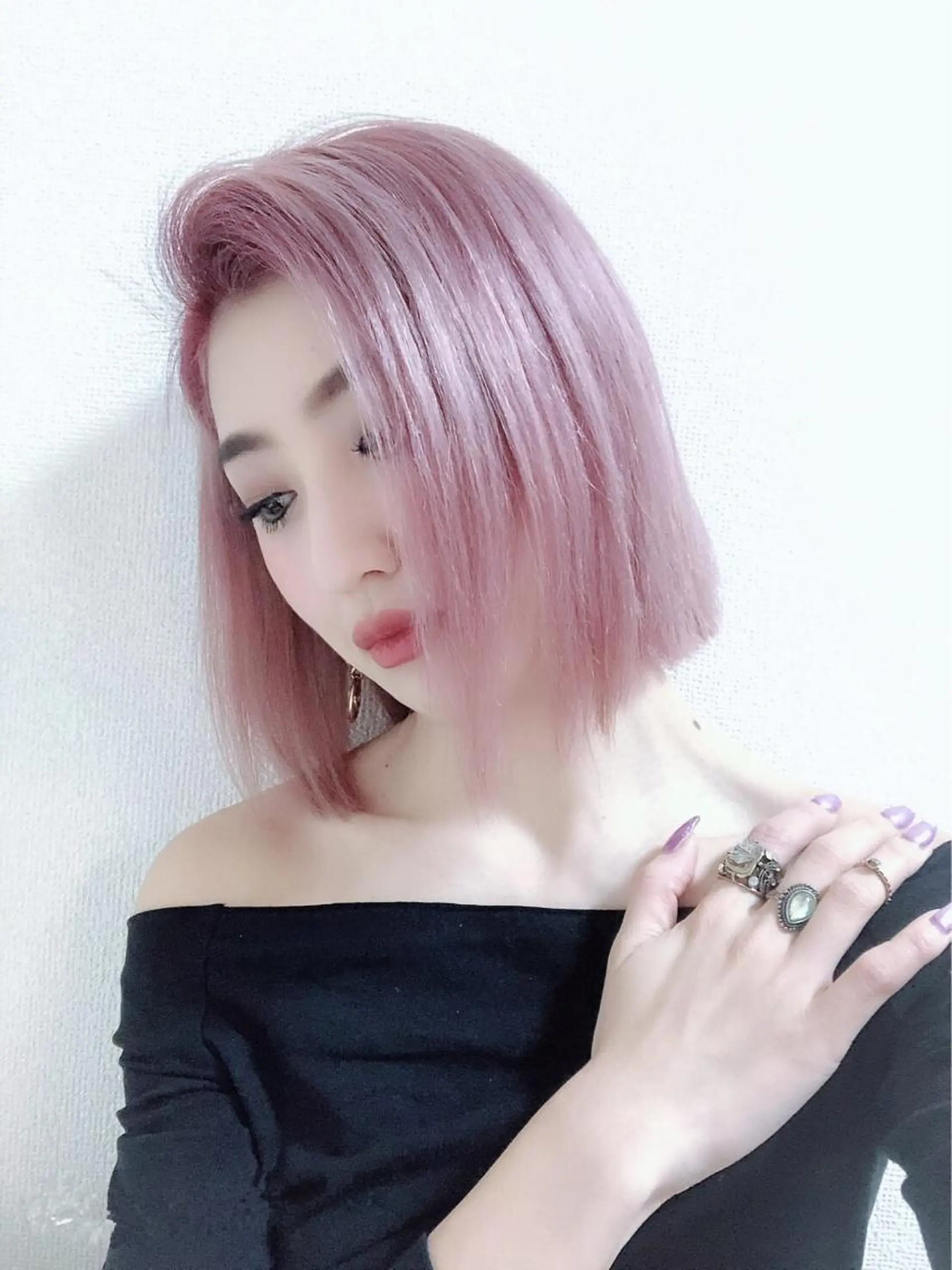 ミディアム カラー ヘアアレンジ ブリーチ ピンクカラー ホワイトピンク レイヤー/エクステ alpha下妻のヘアスタイル