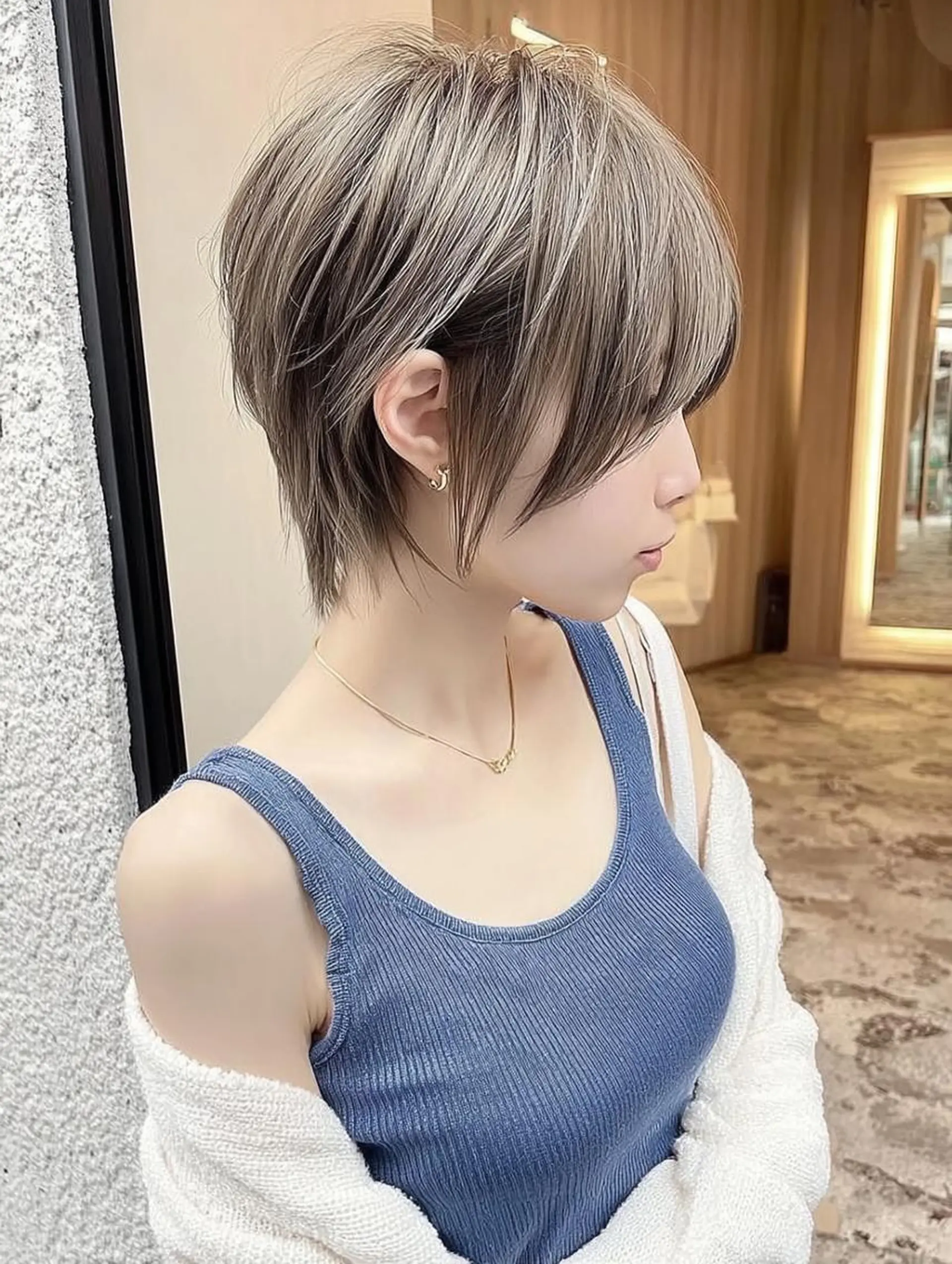 ショート カット ヘアカラー トリートメント 青木 りおのヘアスタイル