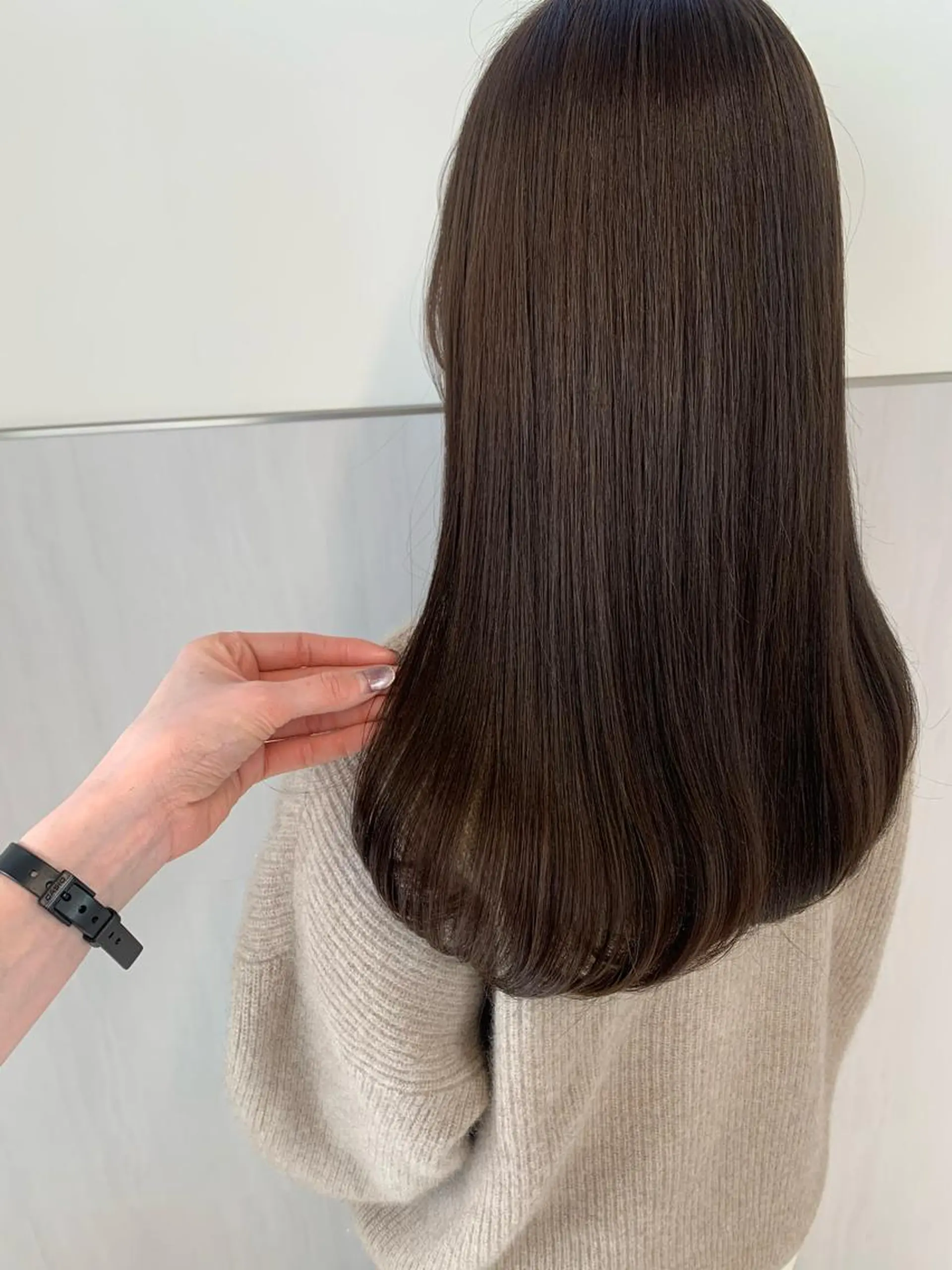 ロング カラー ブラウンカラー ココアブラウン トリートメント 梅本 有希のヘアスタイル