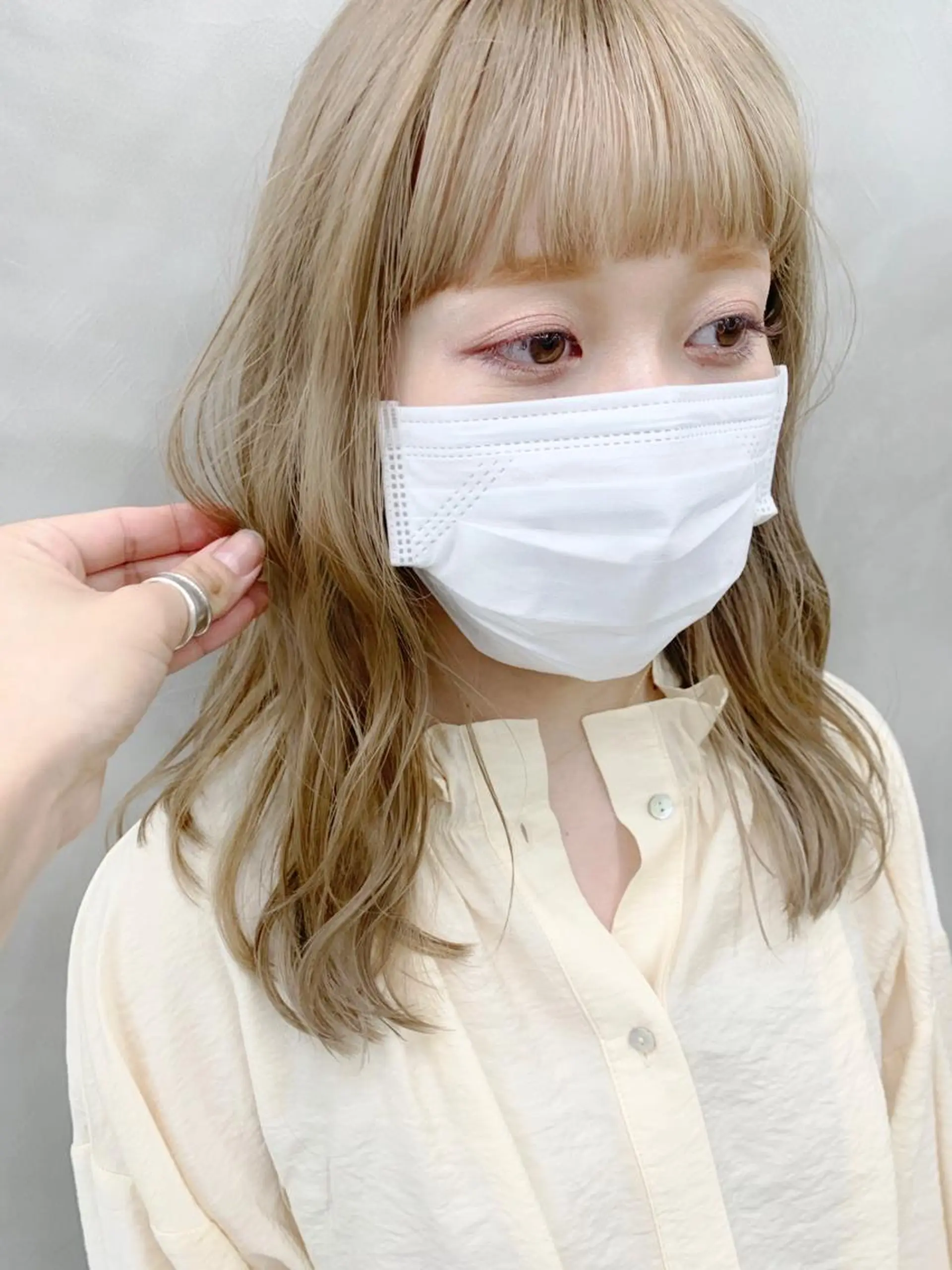 カラー ベージュカラー ブリーチ ミルクティーベージュ ヘッドスパ (女性限定)🍋モエのヘアスタイル