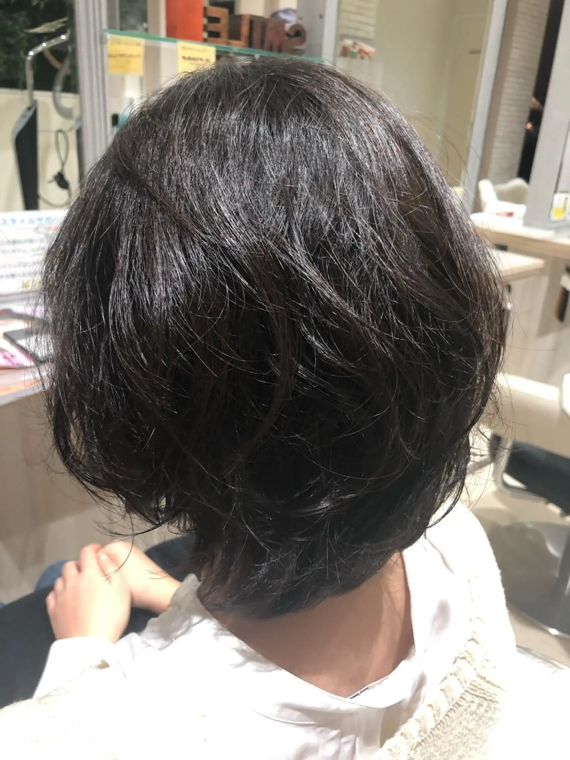 ミディアム 似合う髪型が 分からない方へのヘアスタイル