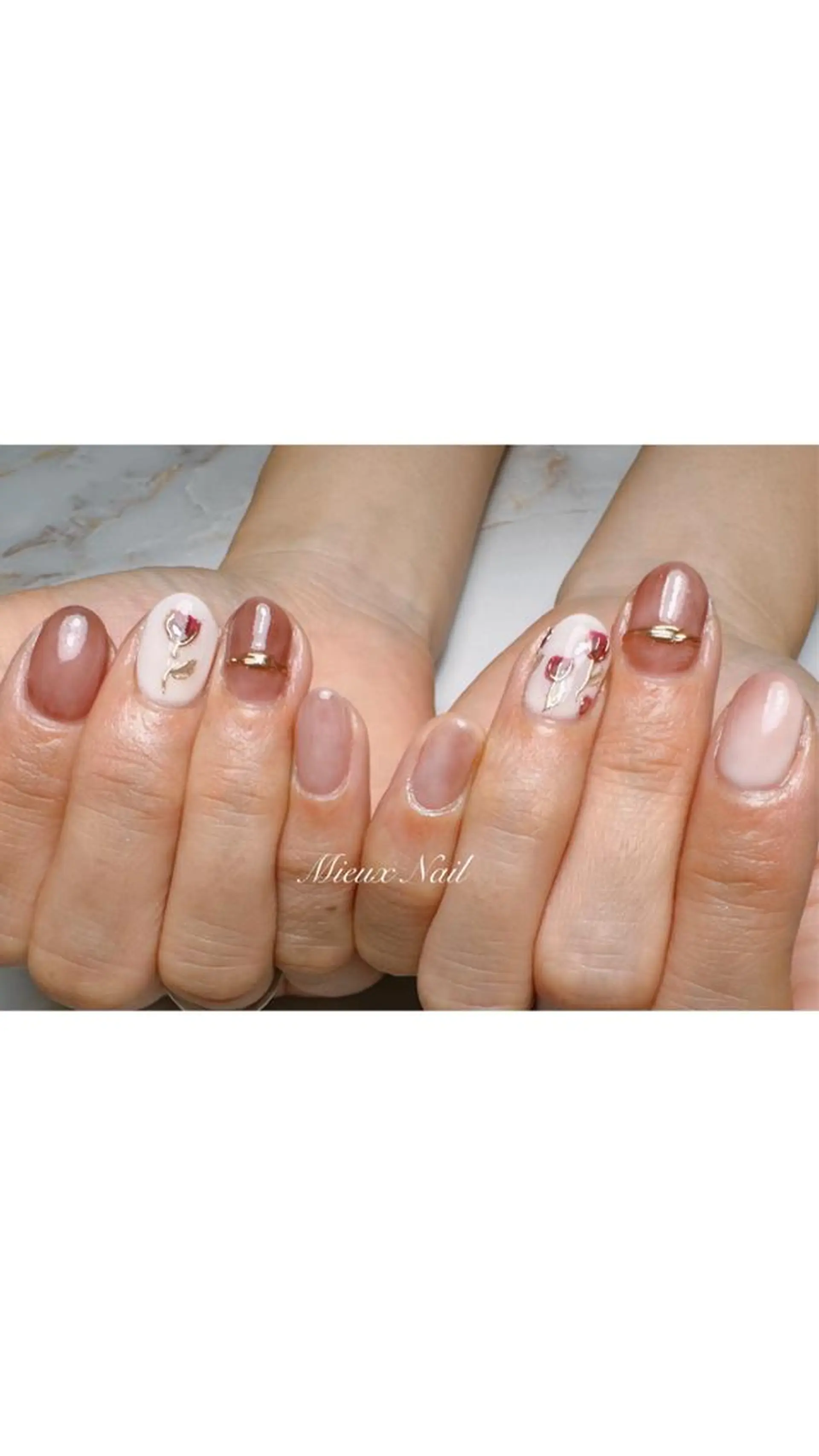 ネイル ブルー ミラーネイル ニュアンスネイル シンプルネイル 春ネイル ハンドネイル 市川 麻衣子のネイルデザイン